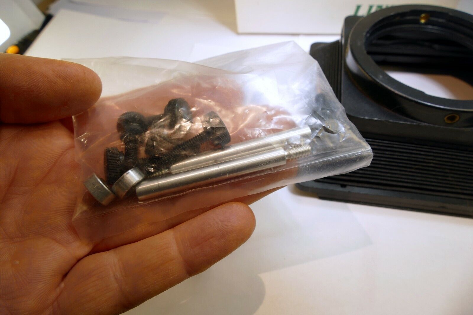 Lindahl Bellows lens Hood 31.1325 Bell-O-Shade Single 3X3 slot Hasselblad CF B60