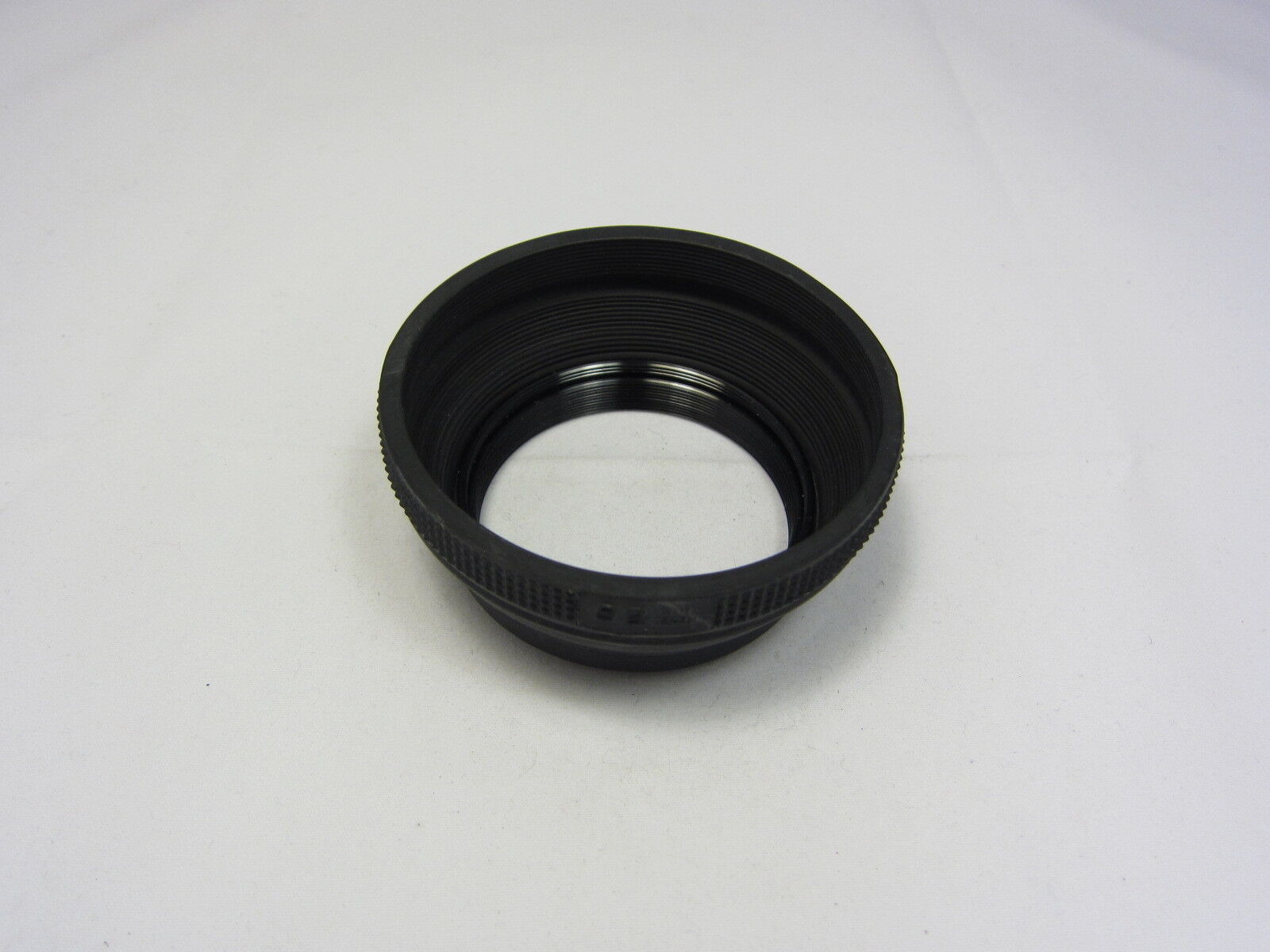 Used Unknown Brand 52mm Collapsible Rubber Lens Hood Made in Japan N102032