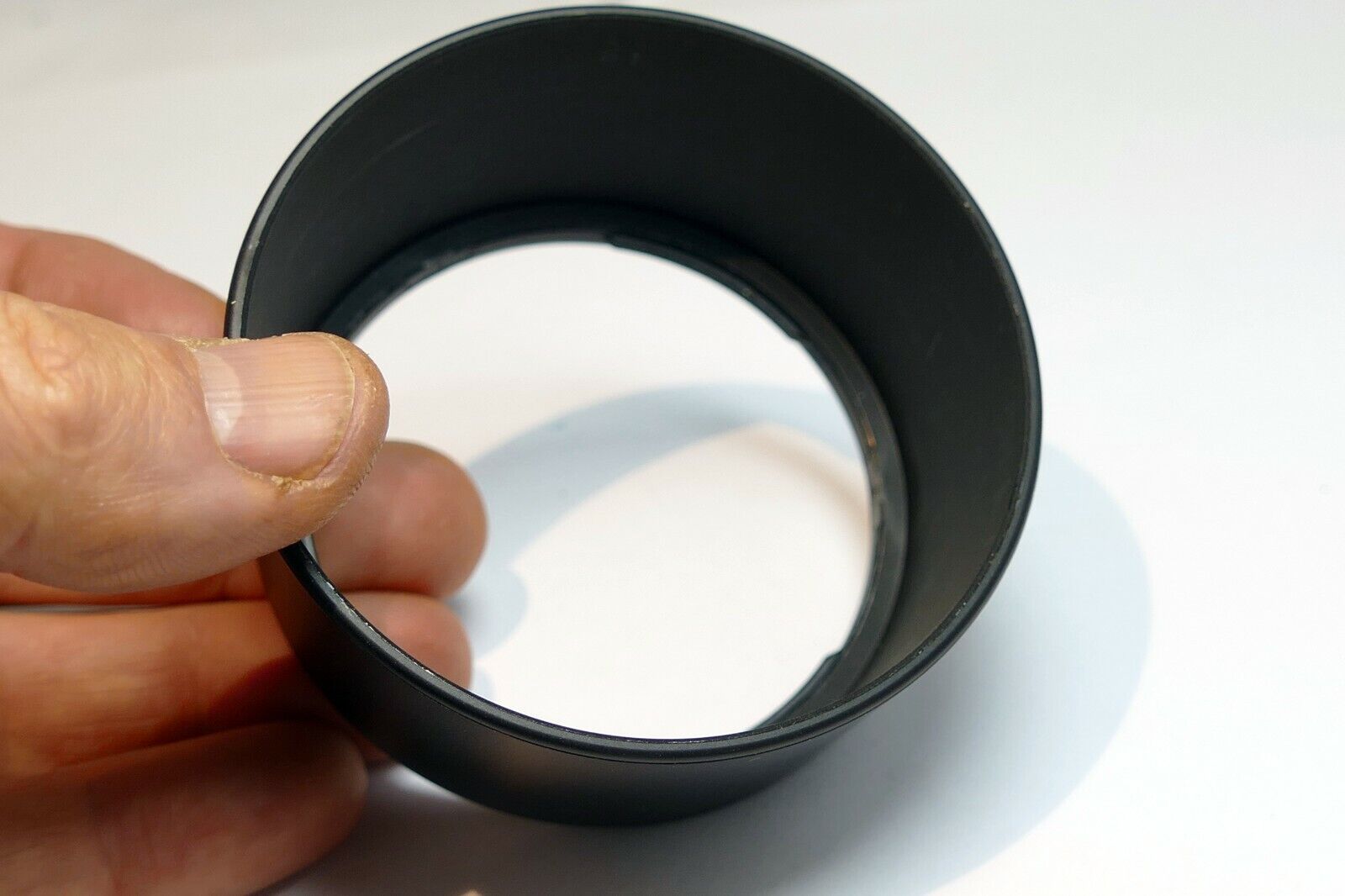 61.5mm ID Lens Hood Shade twist on type