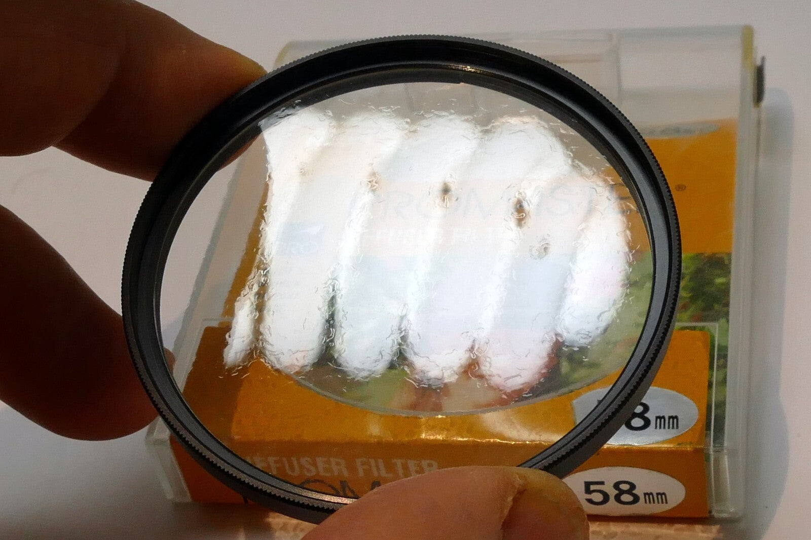 Promaster Diffuser Lens Filter 58mm Soft Focus for portraiture - DUTO