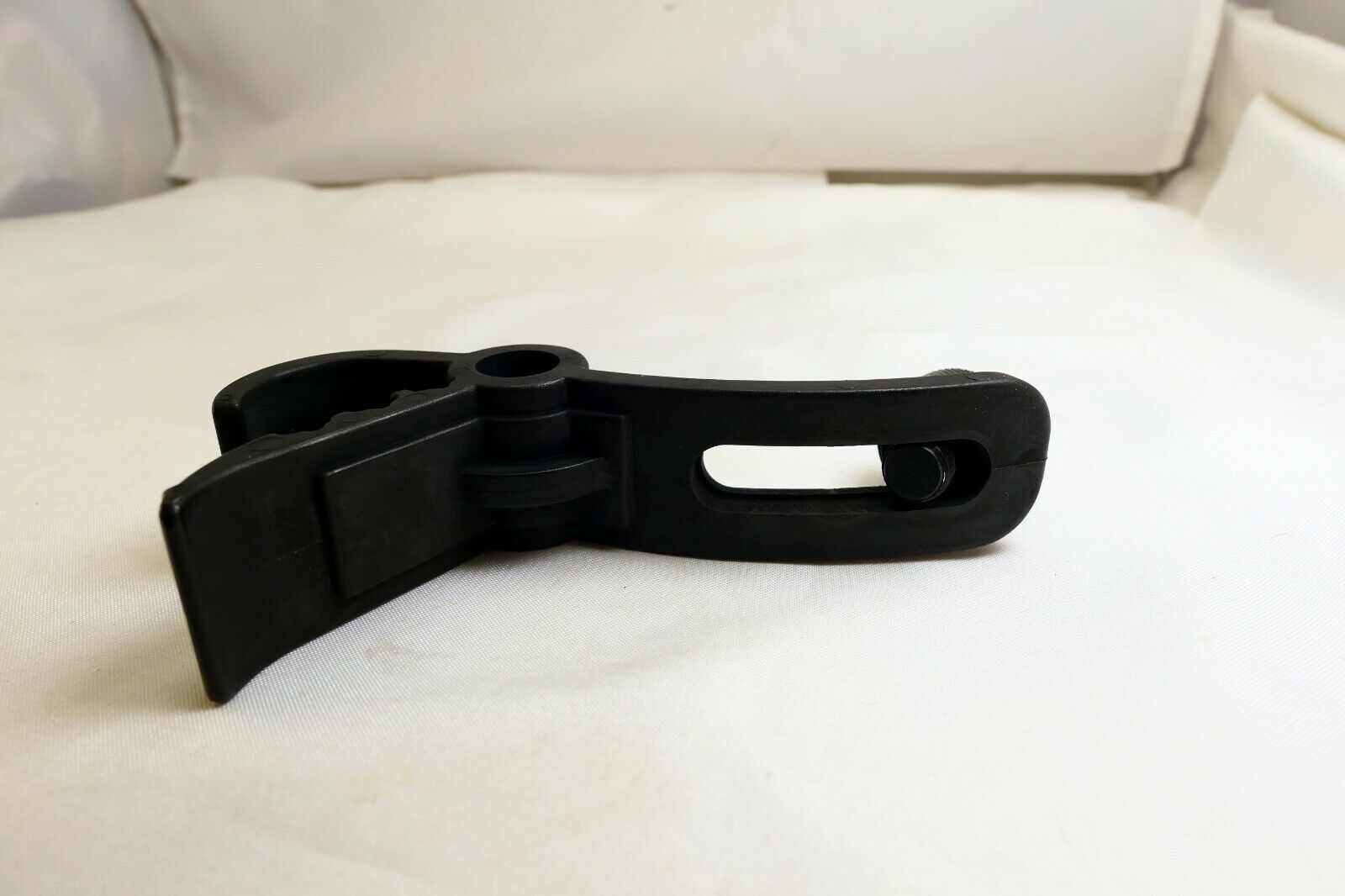 Radio Shack Microphone holder clip with 3/4 tripod screw