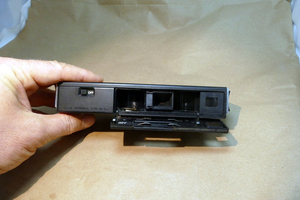 ITT 110 MagicFlash Camera - Vintage - Good condition