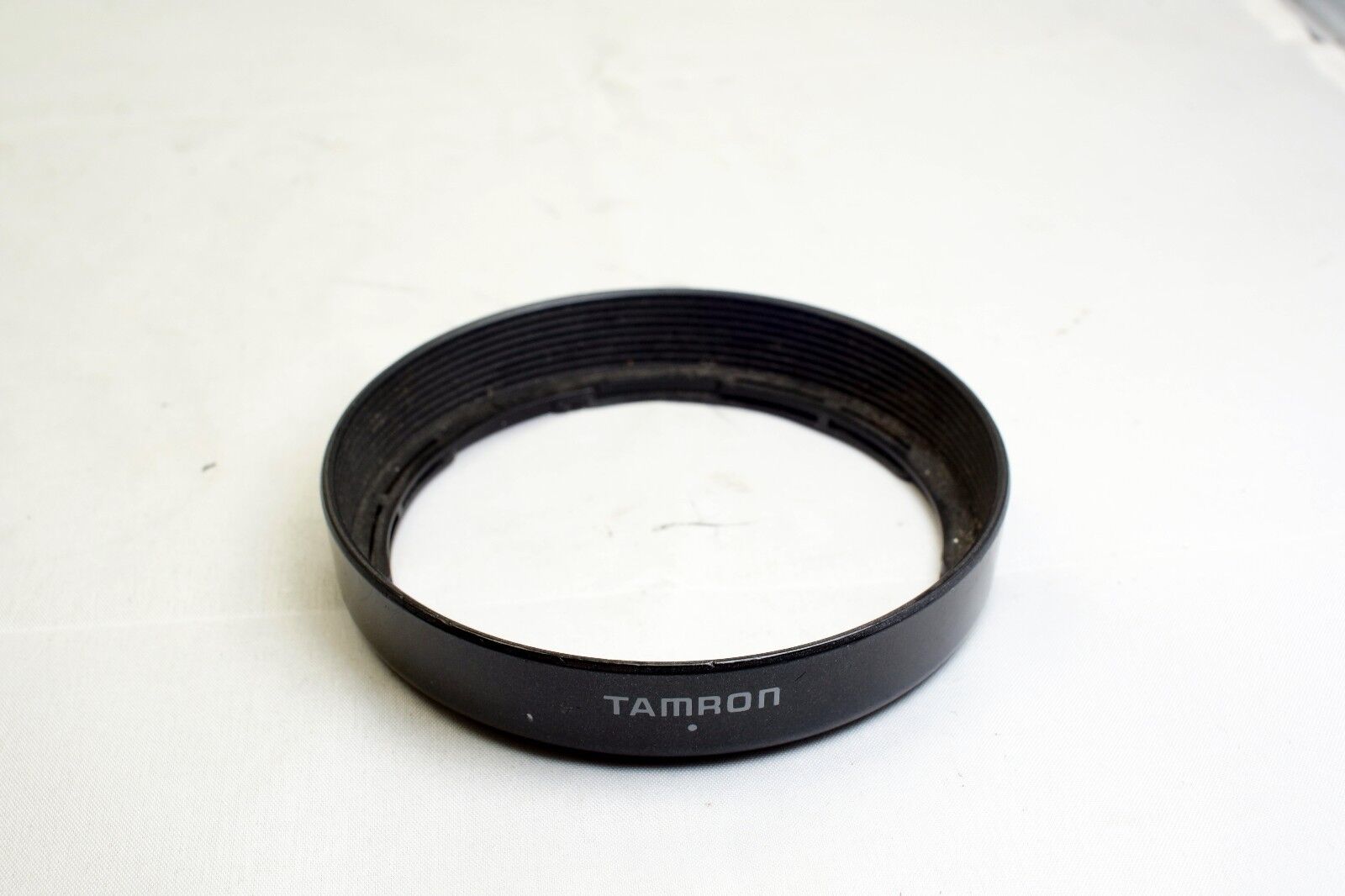 used Tamron B5FH Lens Hood Shade  for 28-200mm f3.8-5.6 Non Super zoom