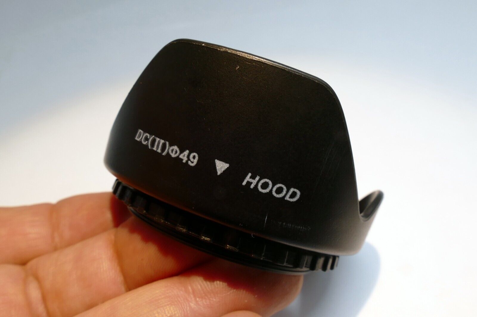 Petal Lens Hood 49mm Screw in Shade threaded