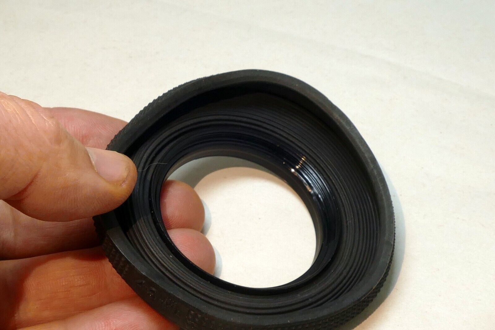 49mm Lens Shade rubber - poor condition threaded
