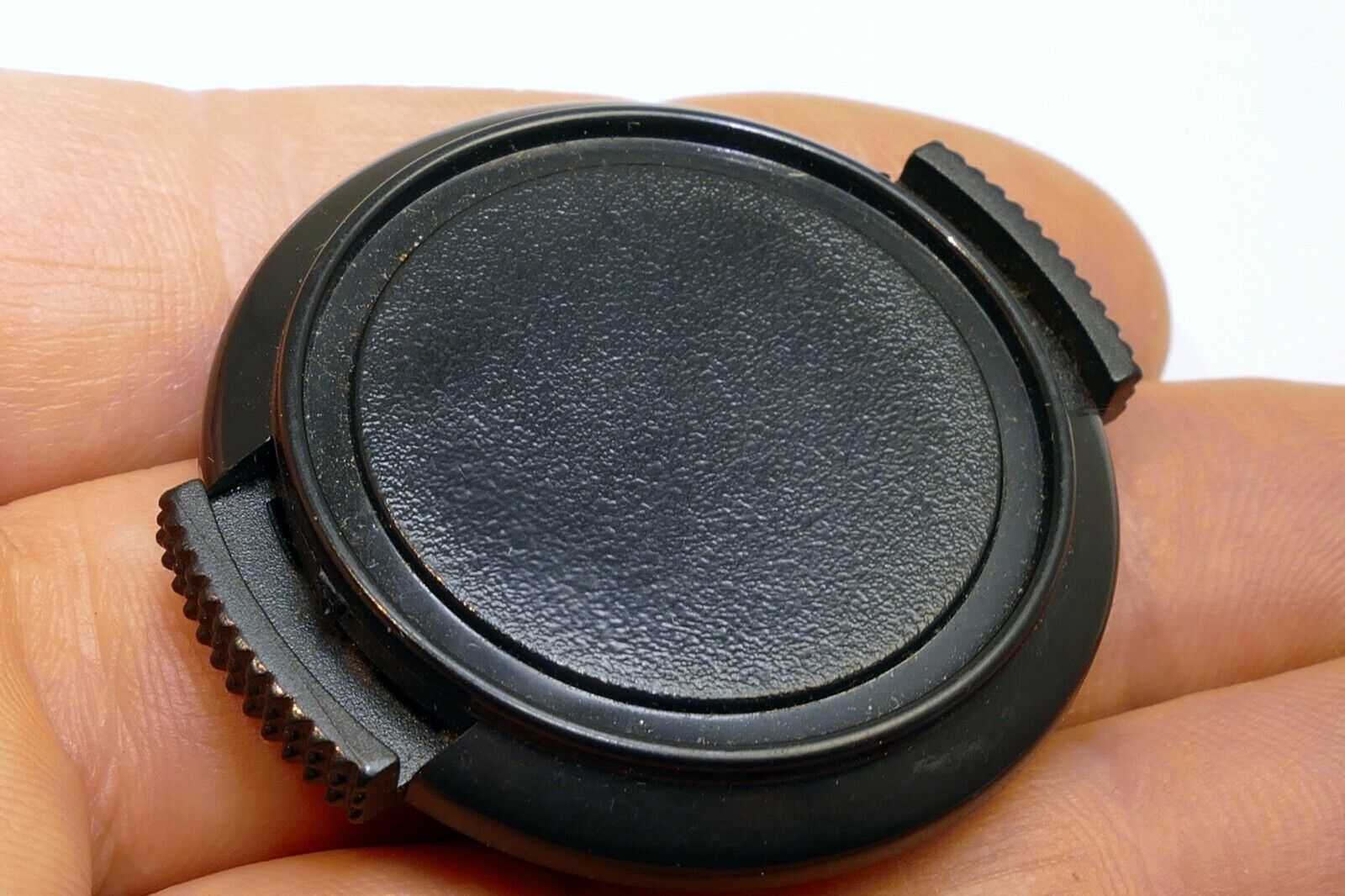 37mm front lens cap snap on type vintage plastic