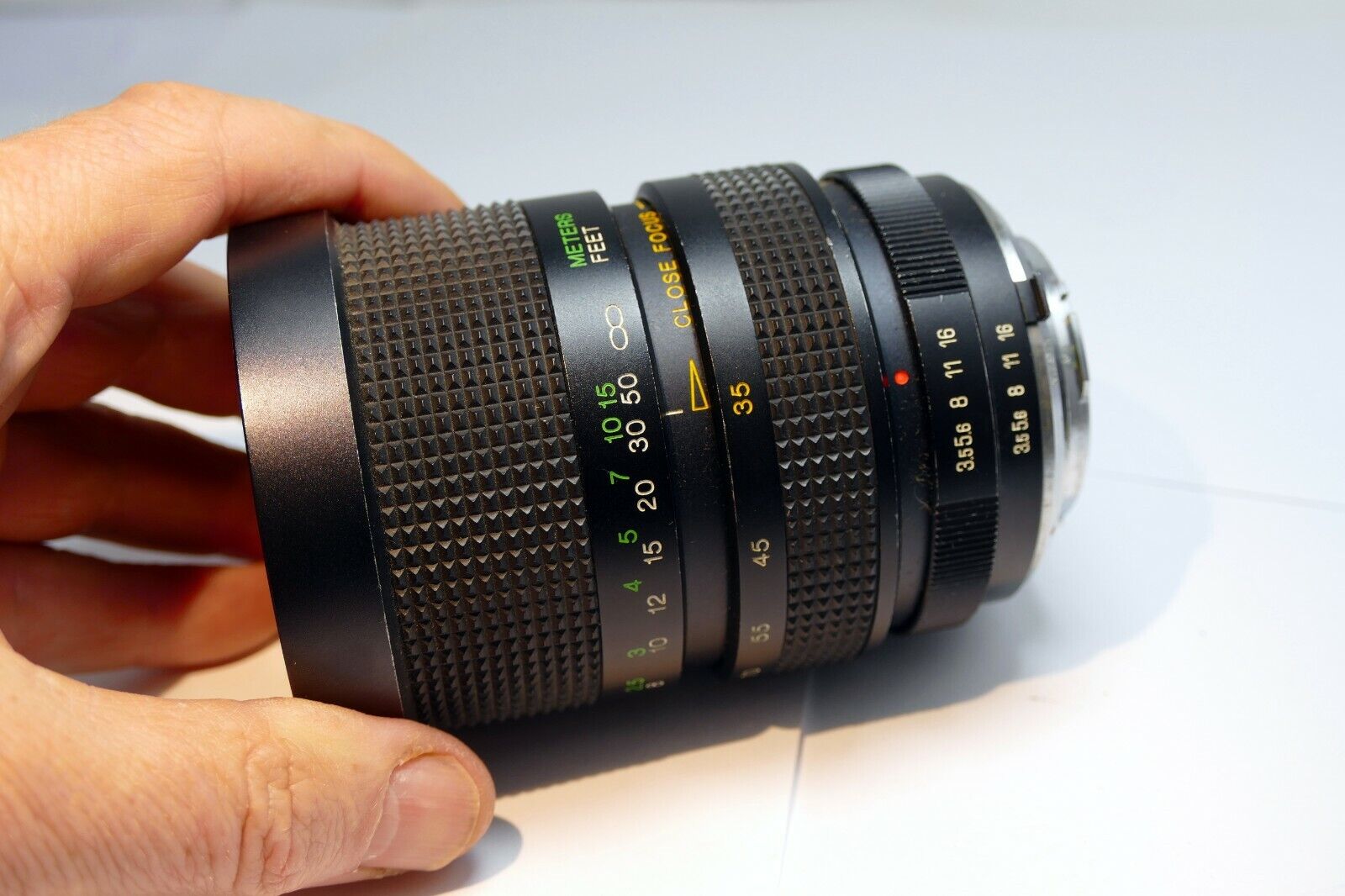 Vivitar 35-100mm f3.5 MC for Minolta manual focus lens (AS IS PARTS or REPAIR)