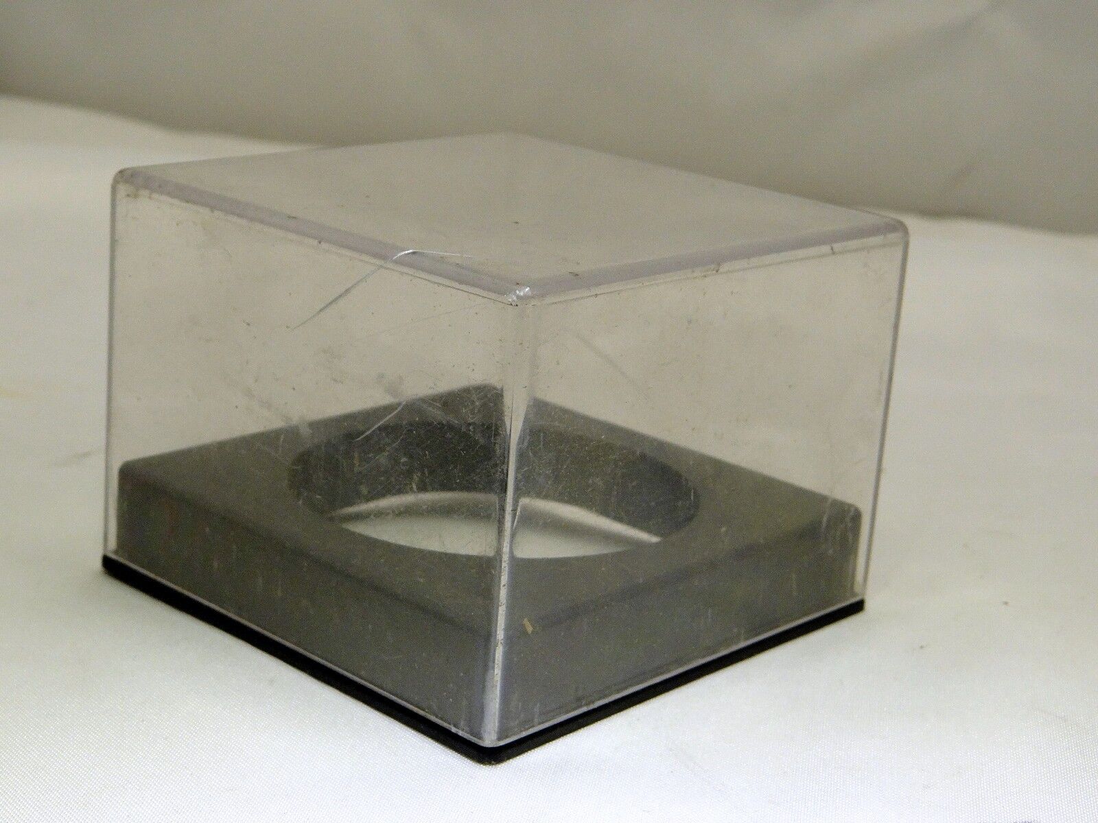 Plastic Lens Case for camera accessory vintage 7X7X5 cm