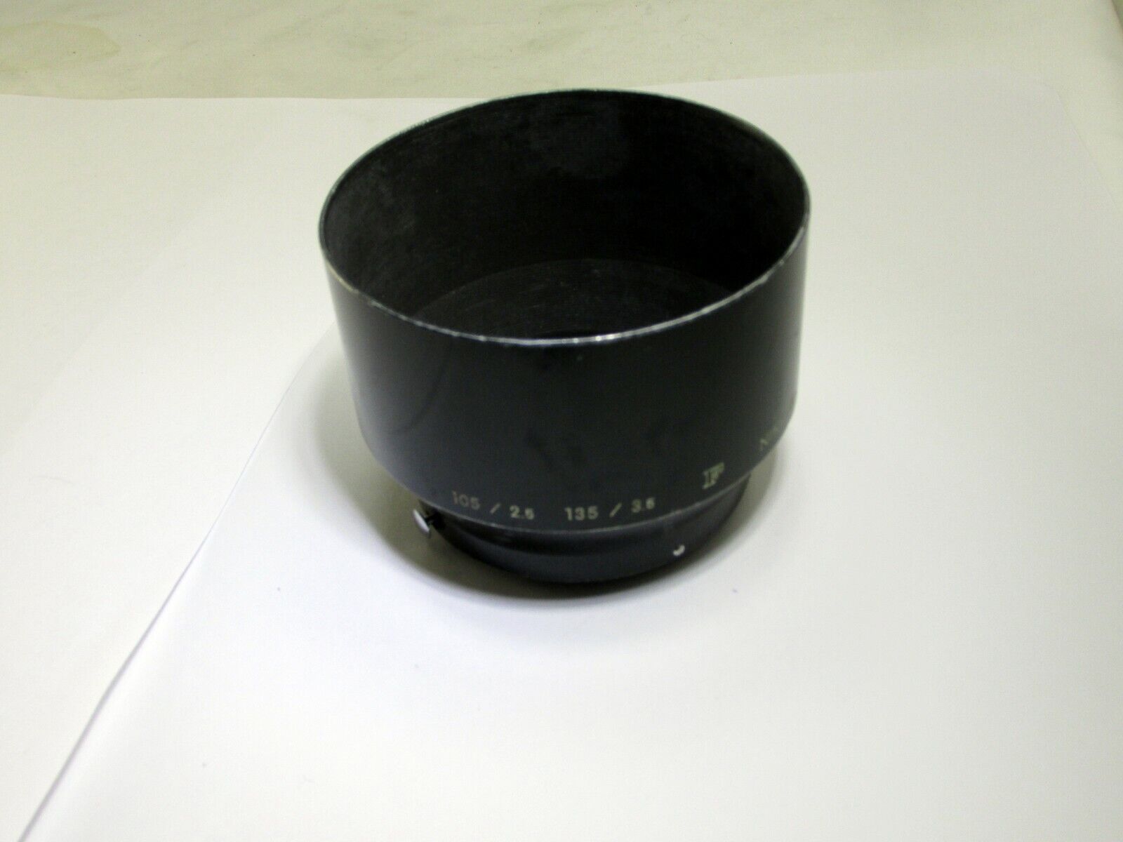 Nikon F Hood Shade Metal clip on for 135mm f3.5 85mm f2.0 105mm f2.5 Nikkor