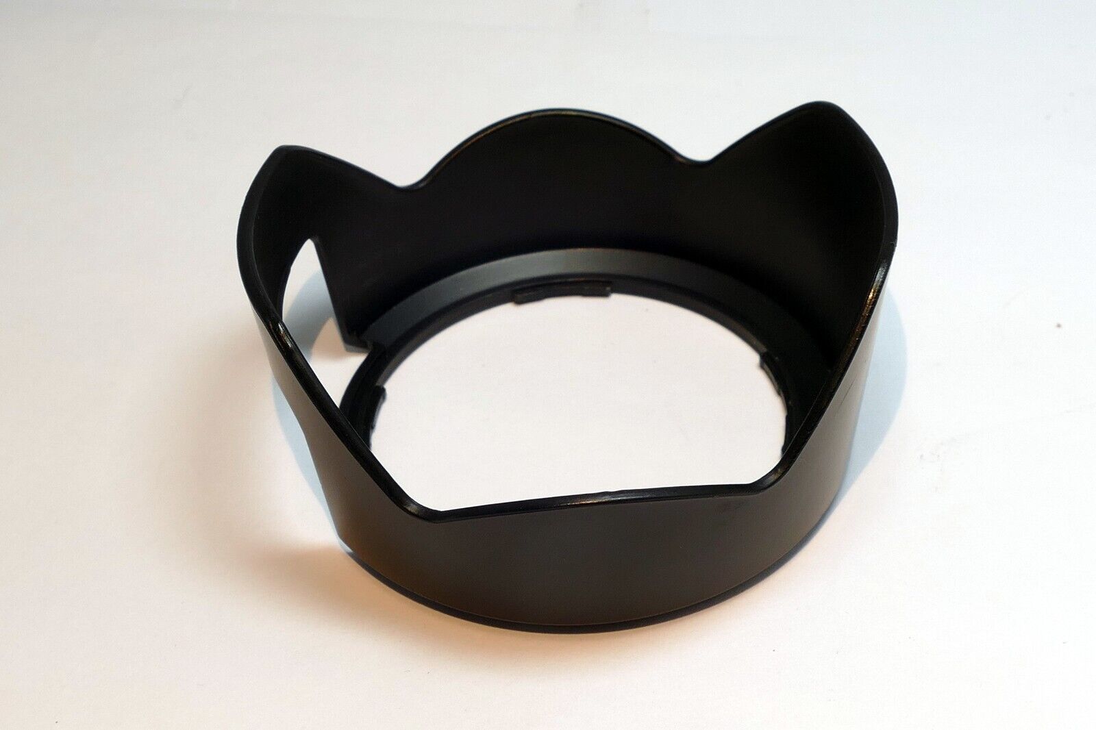 PTX 52mm Lens hood Shade PH-RBA for 18-55mm f3.5-5.6 Pentax