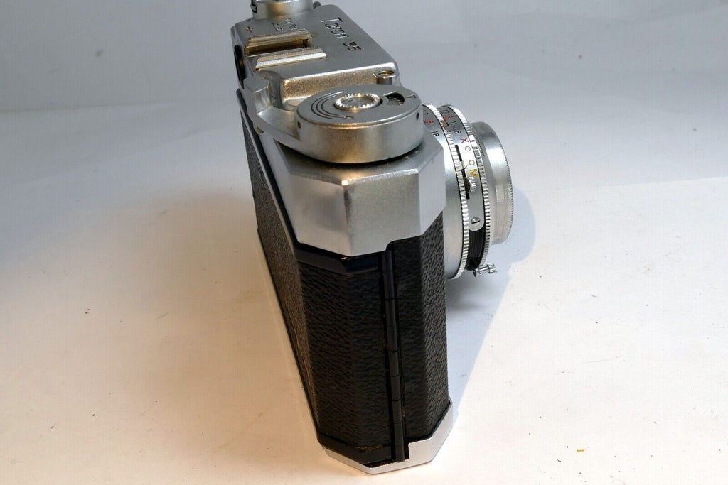 Taron 35 camera with Tomioka Lausar 4.5cm f2.8 Lens rangefinder EP Nihon Kossoki