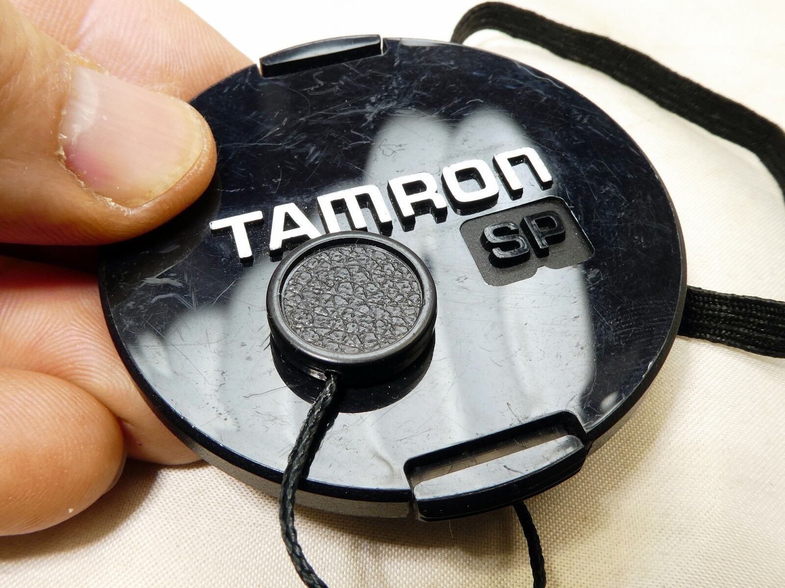 Tamron Adaptall 2 58mm snap on Lens Front Cap w/ keeper string