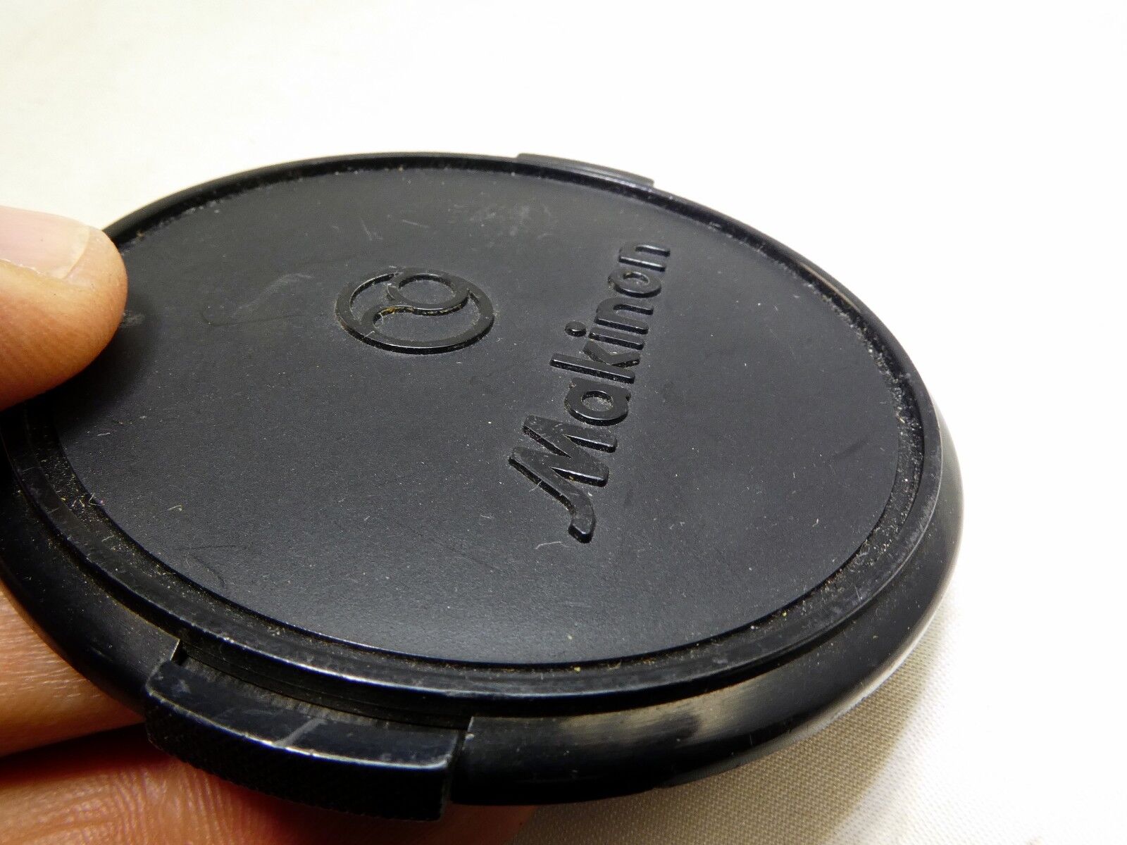 Makinon 72mm Lens Front Cap snap on type 28-80mm