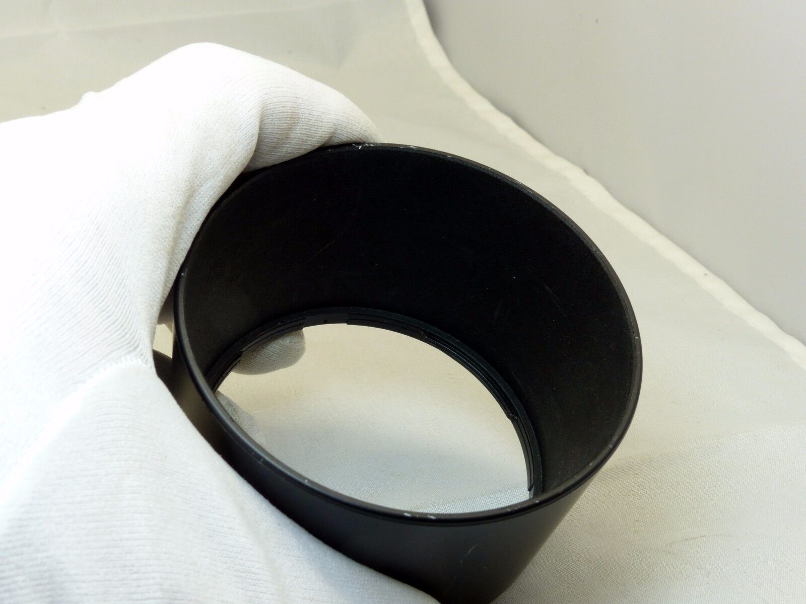 Lens Shade hood for 62mm filter rim (twist on type ) telephoto 70-300mm