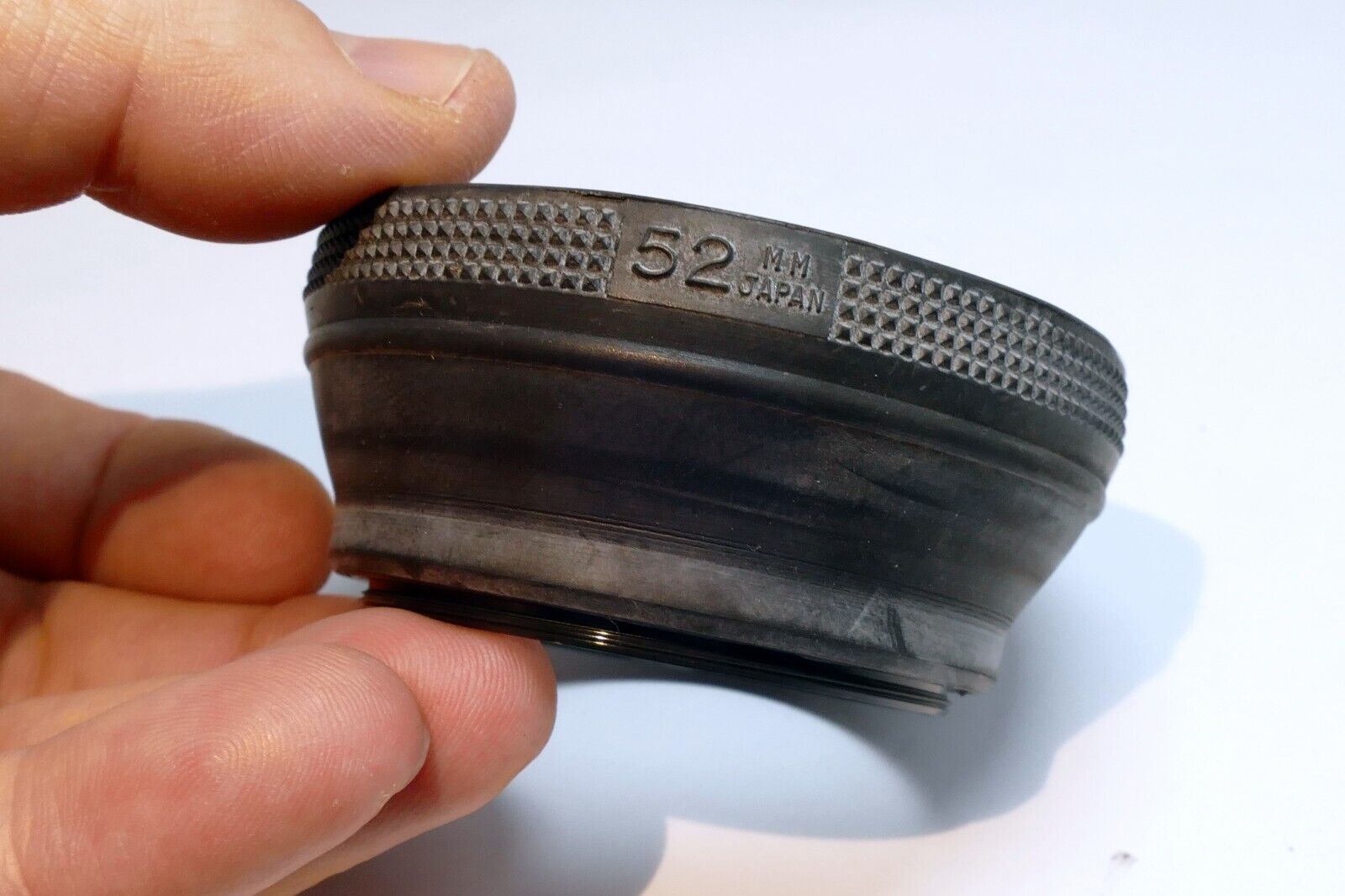 52mm Rubber Lens Hood for  50mm f1.8 collapsible double threaded