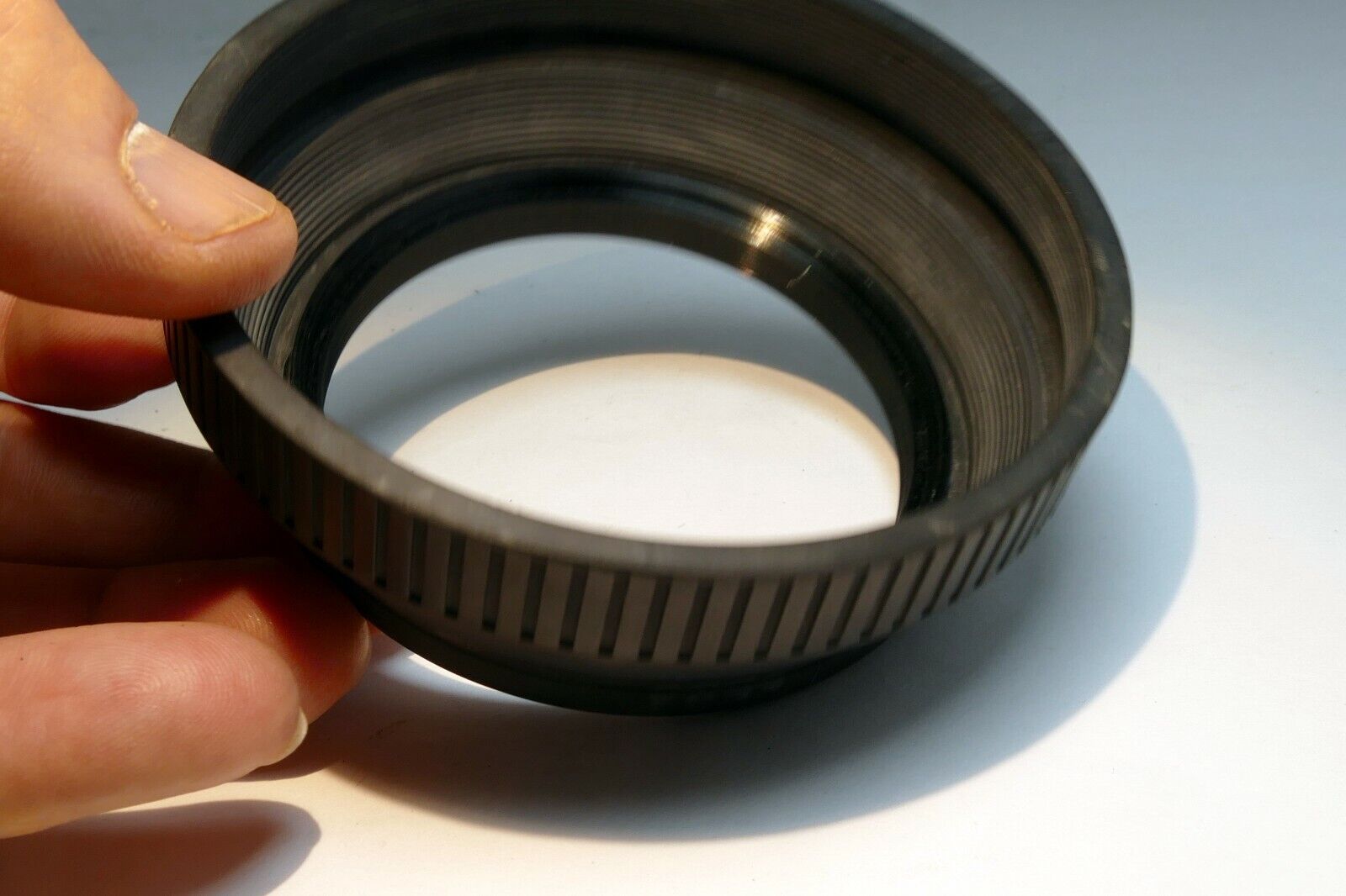 72mm rubber Lens Hood Shade screw in double  threaded for 300mm