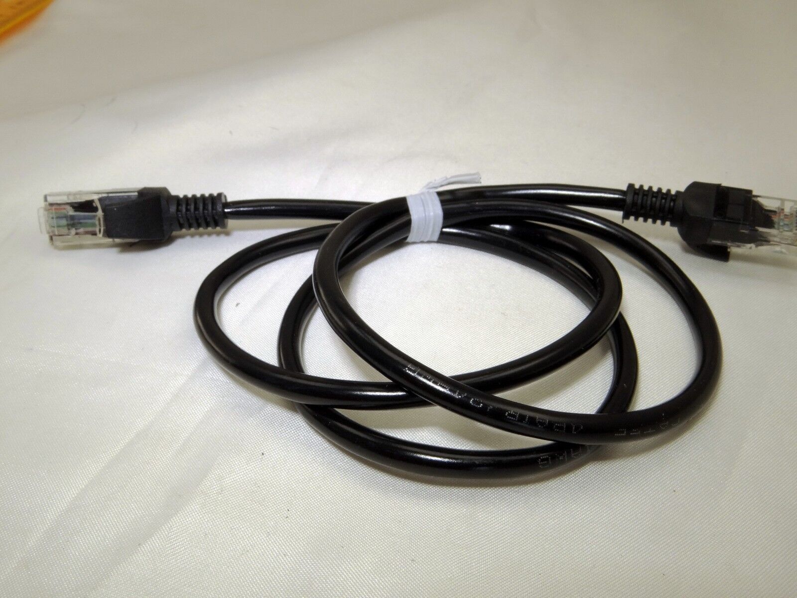 Ethernet Network Cable (3 Feet) -  Cat5e / Cat5 Standards, 550MHz, 10Gbp