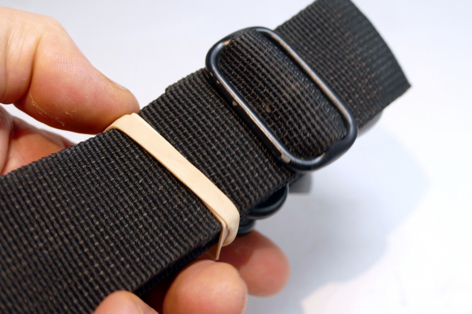 Shoulder Strap 3.5cm wide for camera case bag snap on clips swivel Metal clips