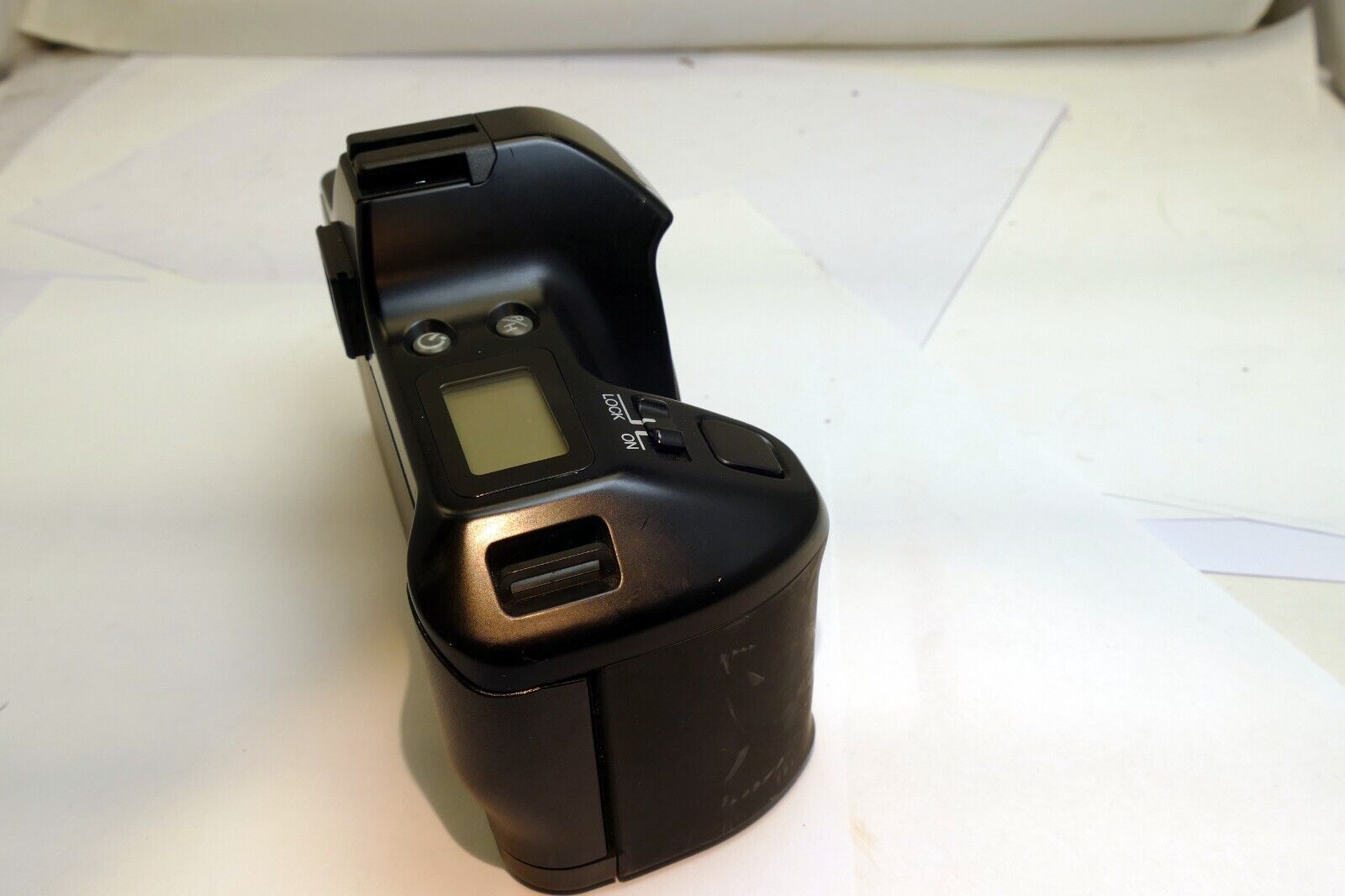 Minolta 3000i 35mm SLR Camera Black (Body Only) - AS IS AS Found Parts or Repair