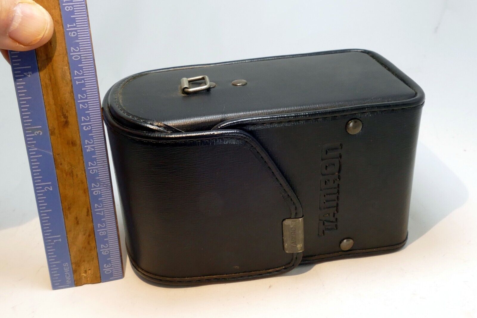 Tamron L-10 Leather Hard Case for 28-80mm lens