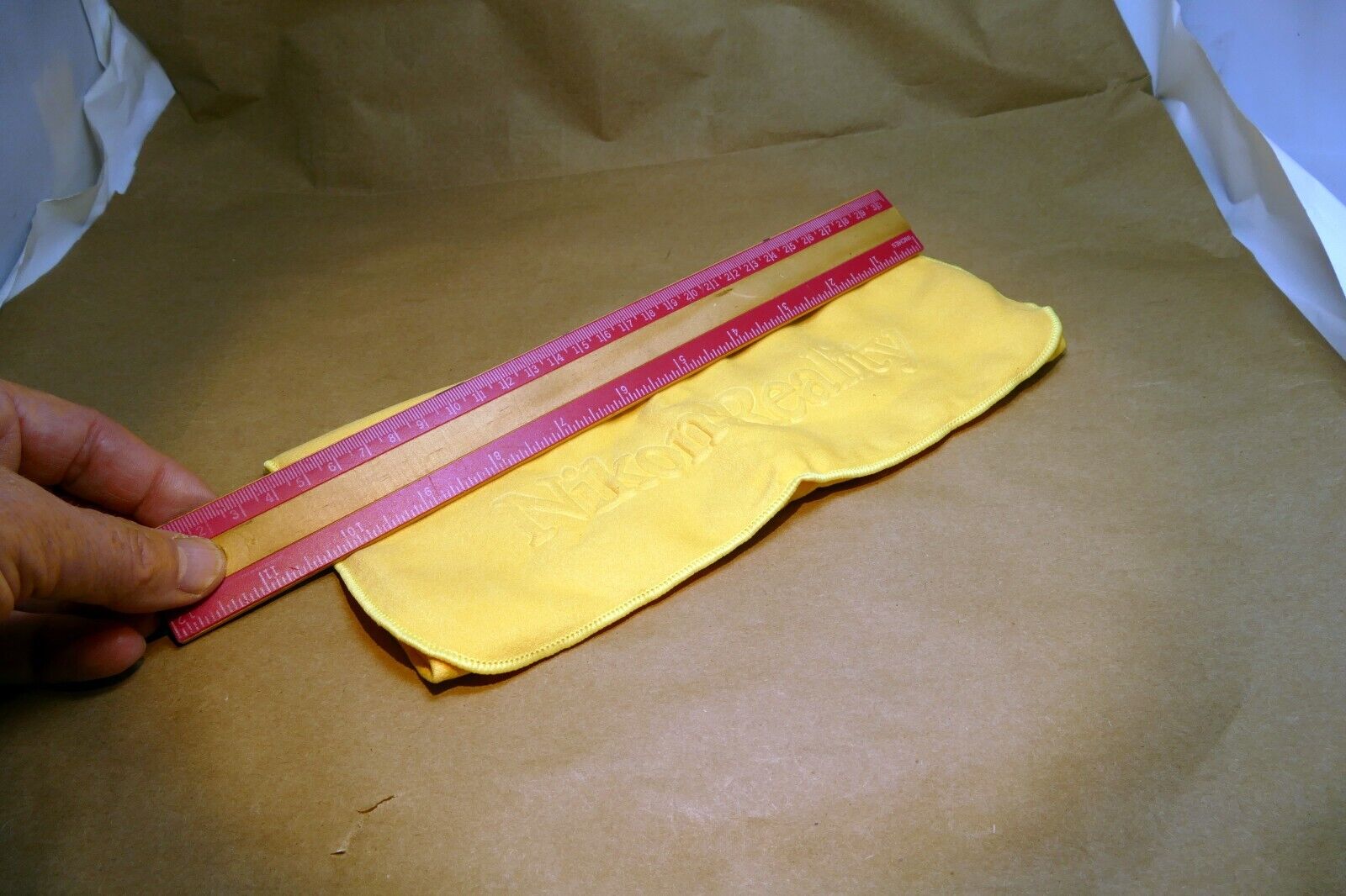 Nikon REALITY Case Lens soft pouch for NIKKOR 70-200mm f/2.8 VR S (yellow)