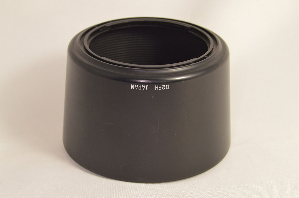 Tamron D2FH plastic Lens Hood Made in Japan for 100-300mm f5-6.3 Telephoto zoom