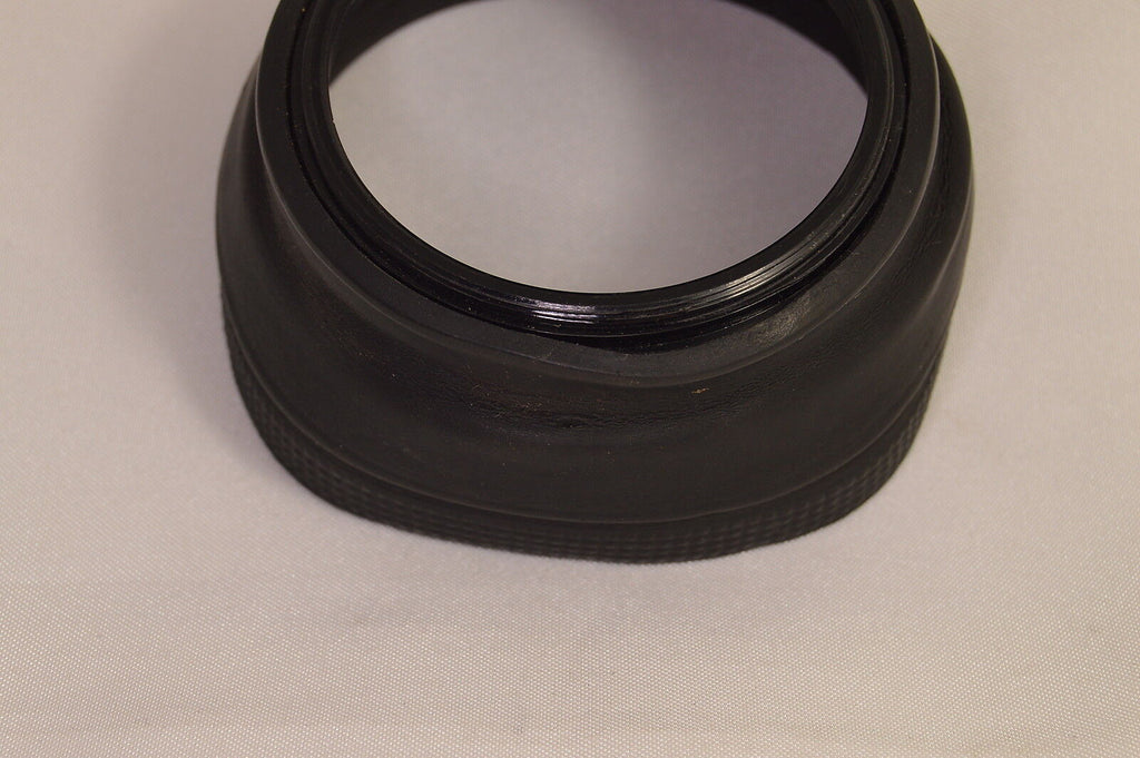55mm Collapsible Rubber Lens Hood with plastic rim Made in Korea O107031