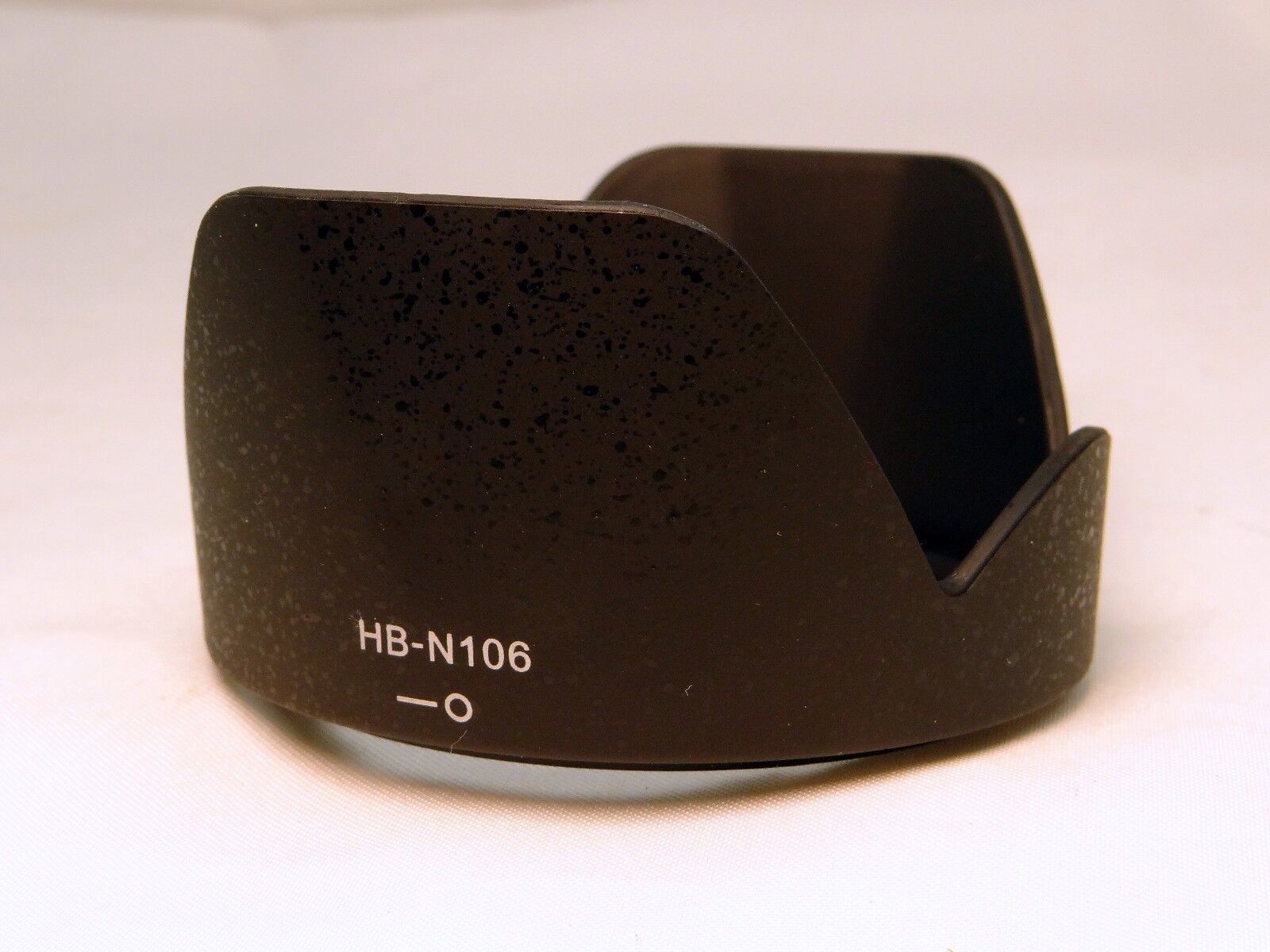 HB-N106 Bayonet Lens Hood for Nikon D3200 18-55mm f3.5-5.6G VR AF-P 10-100mm PD