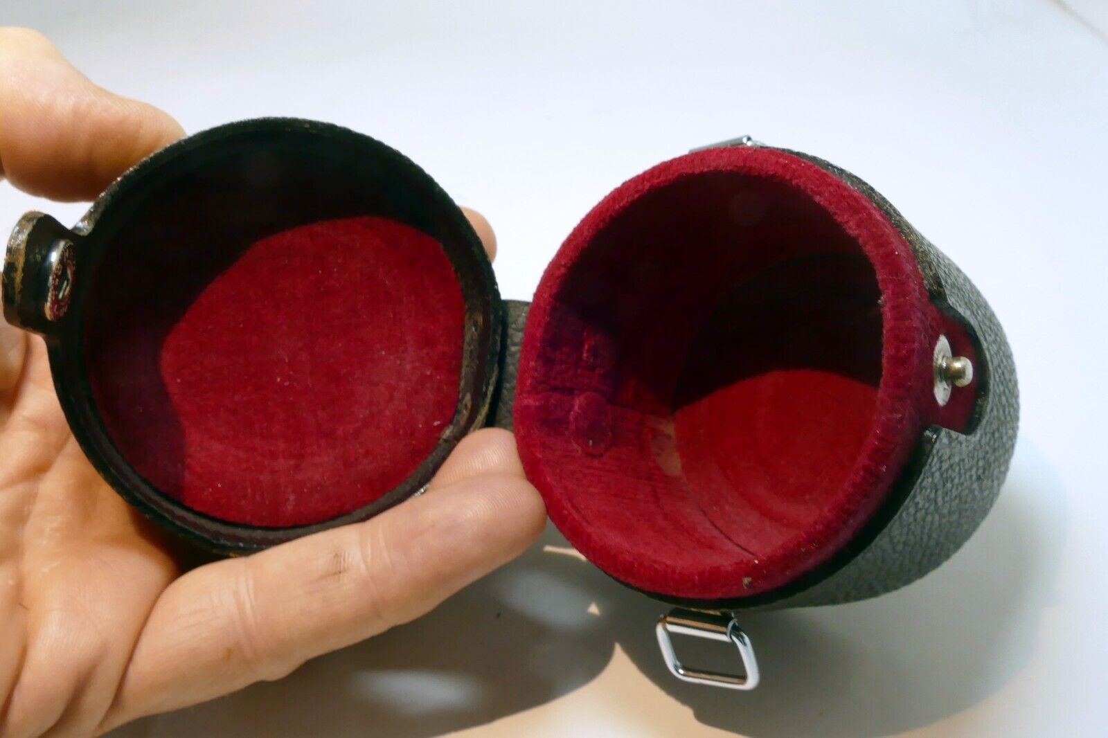 Pentax Hard Case for Super Takumar 28mm f3.5 M42 lens (fits 50mm f1.4 SMC)