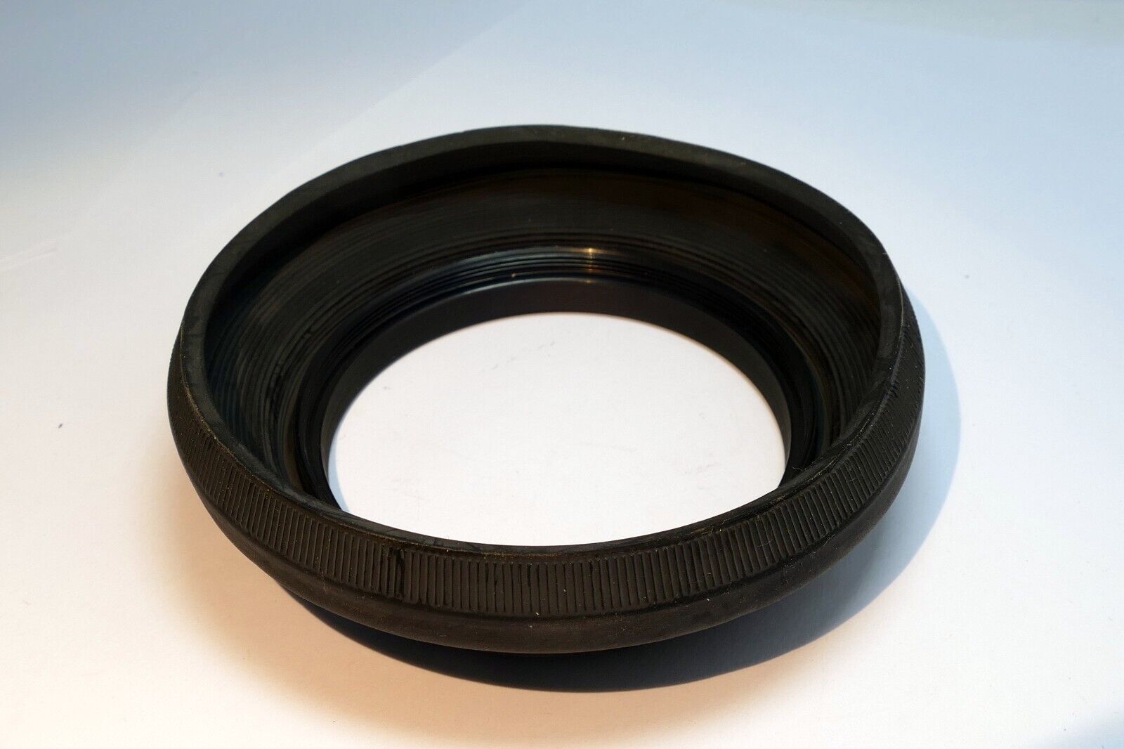72mm Rubber Lens Hood Shade  double  threaded - poor condition soft rubber