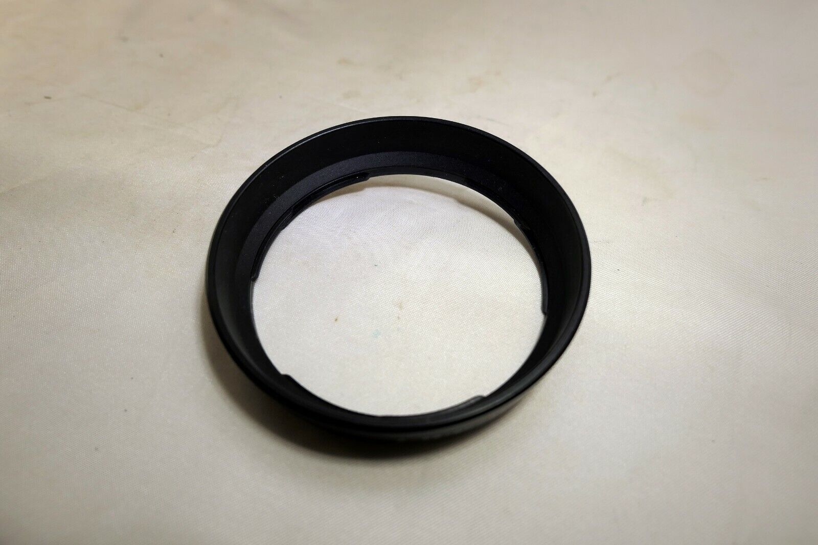 Minolta A 28-80mm 3.5-5.6 Lens Hood Shade AF maxxum auto focus Genuine Original