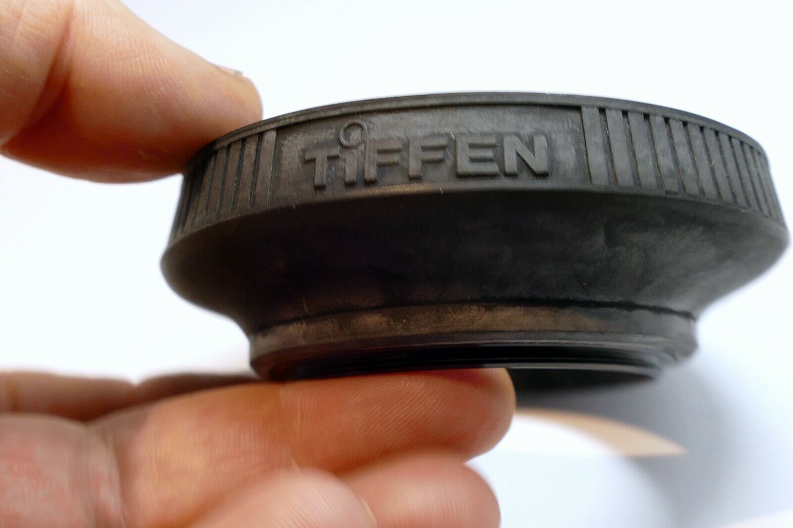 52mm Rubber Lens Hood Shade screw in collapsible double threaded for 50mm f1.8