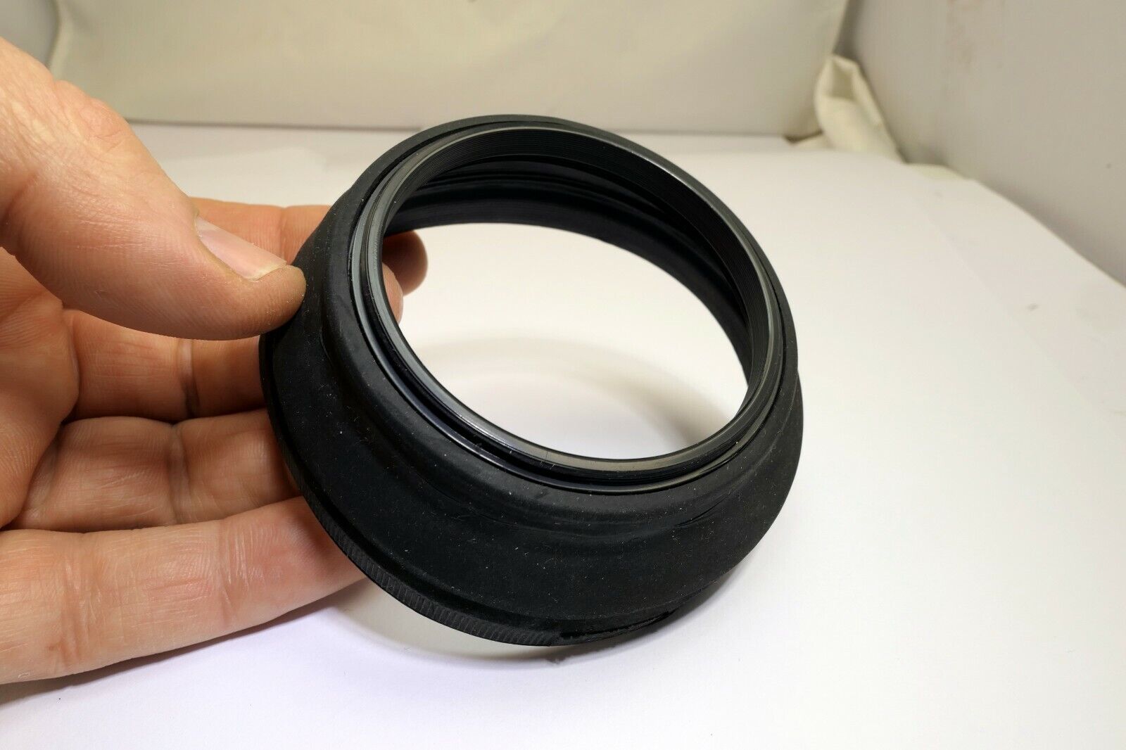 62mm Lens Hood Shade Collapsible Rubber double threaded screw in type vintage