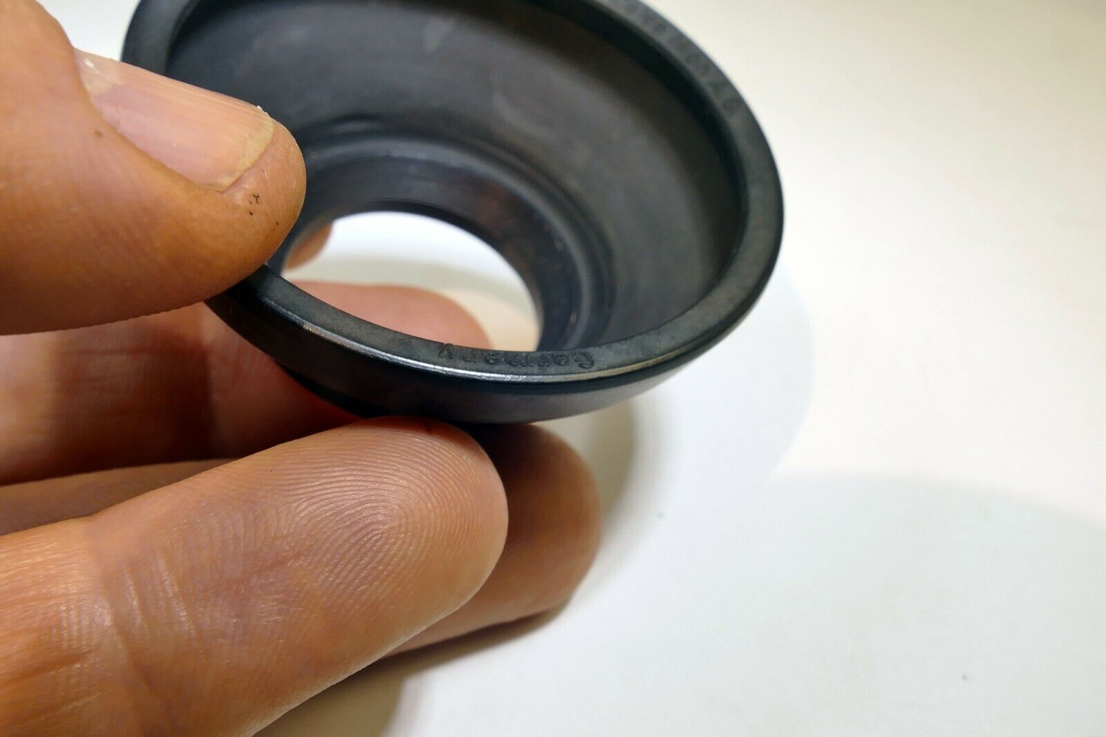 Zeiss Ikon AG S27 Lens Rubber Hood shade 27mm screw in Contessa Tenax Genuine