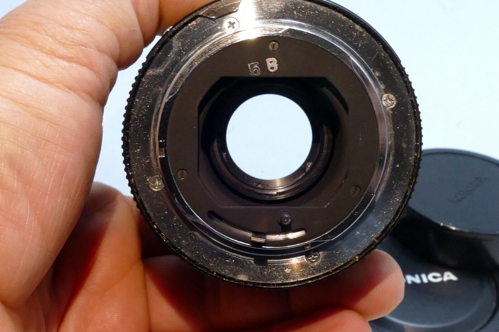 Konica 135mm F/3.5 Hexar AR Mount Lens w/ caps telephoto - Mint condition