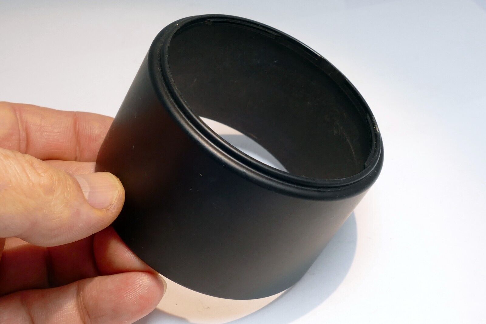 62mm OD Lens Hood Shade plastic twist on type