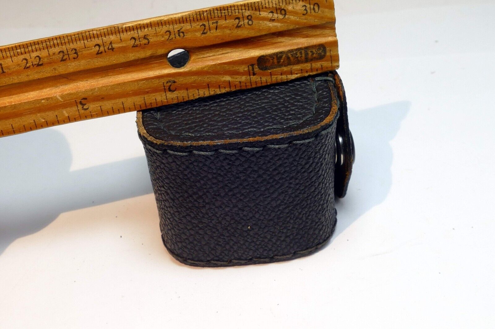 Vivitar small case for  2X teleconverter M42 lens