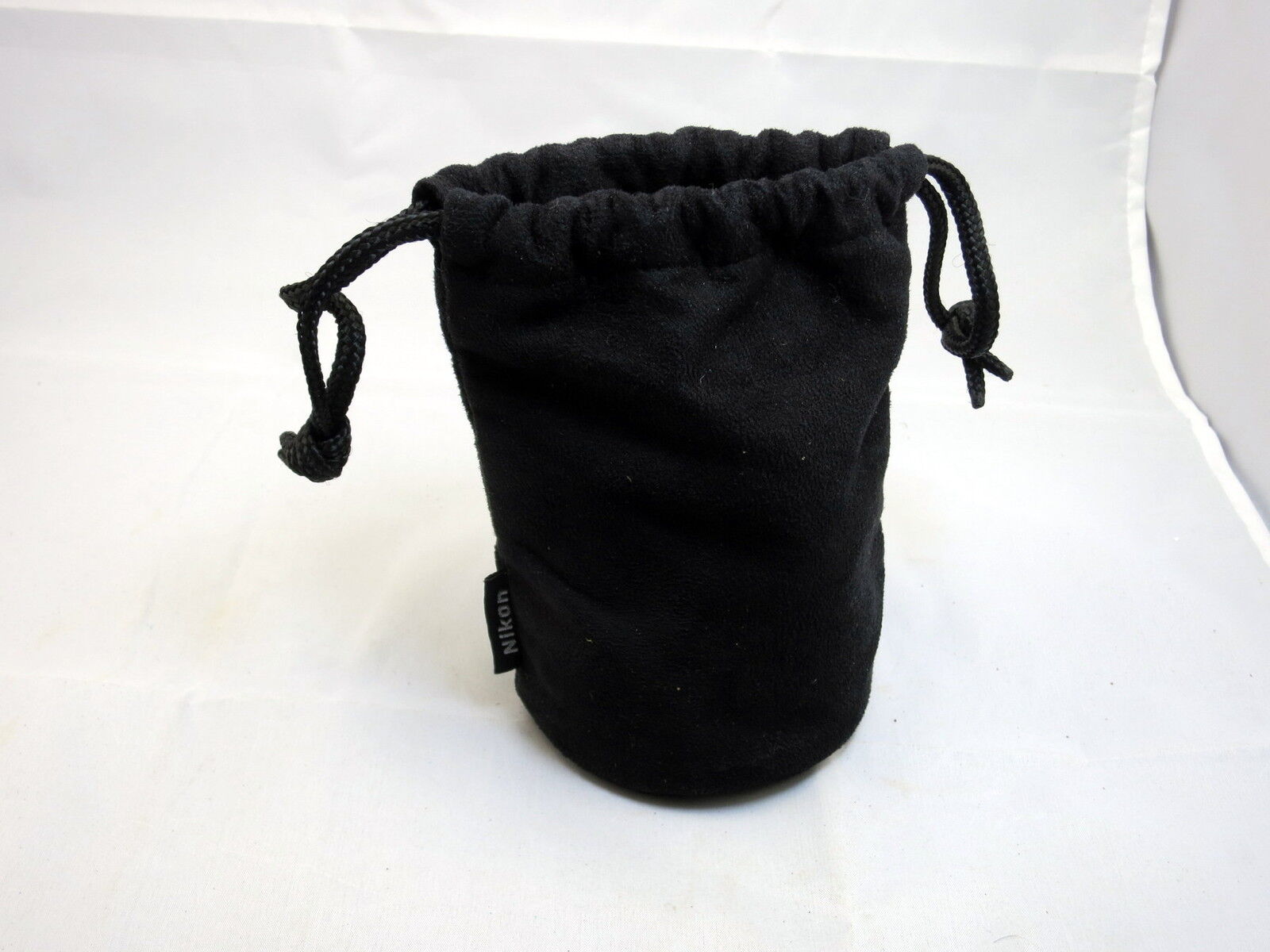 Nikon CL-0915 Genuine Black Soft Fabrick Lens Case Pouch Ext: 6"h x 3 1/4"w
