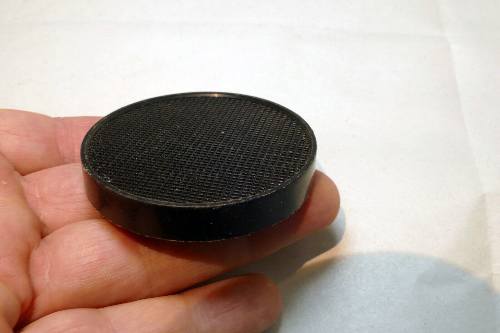 plstic 52mm lens front cap slip on type checkered