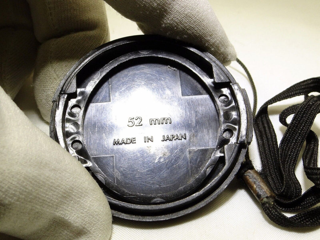 Quantaray 52mm Lens Front Cap with keeper string