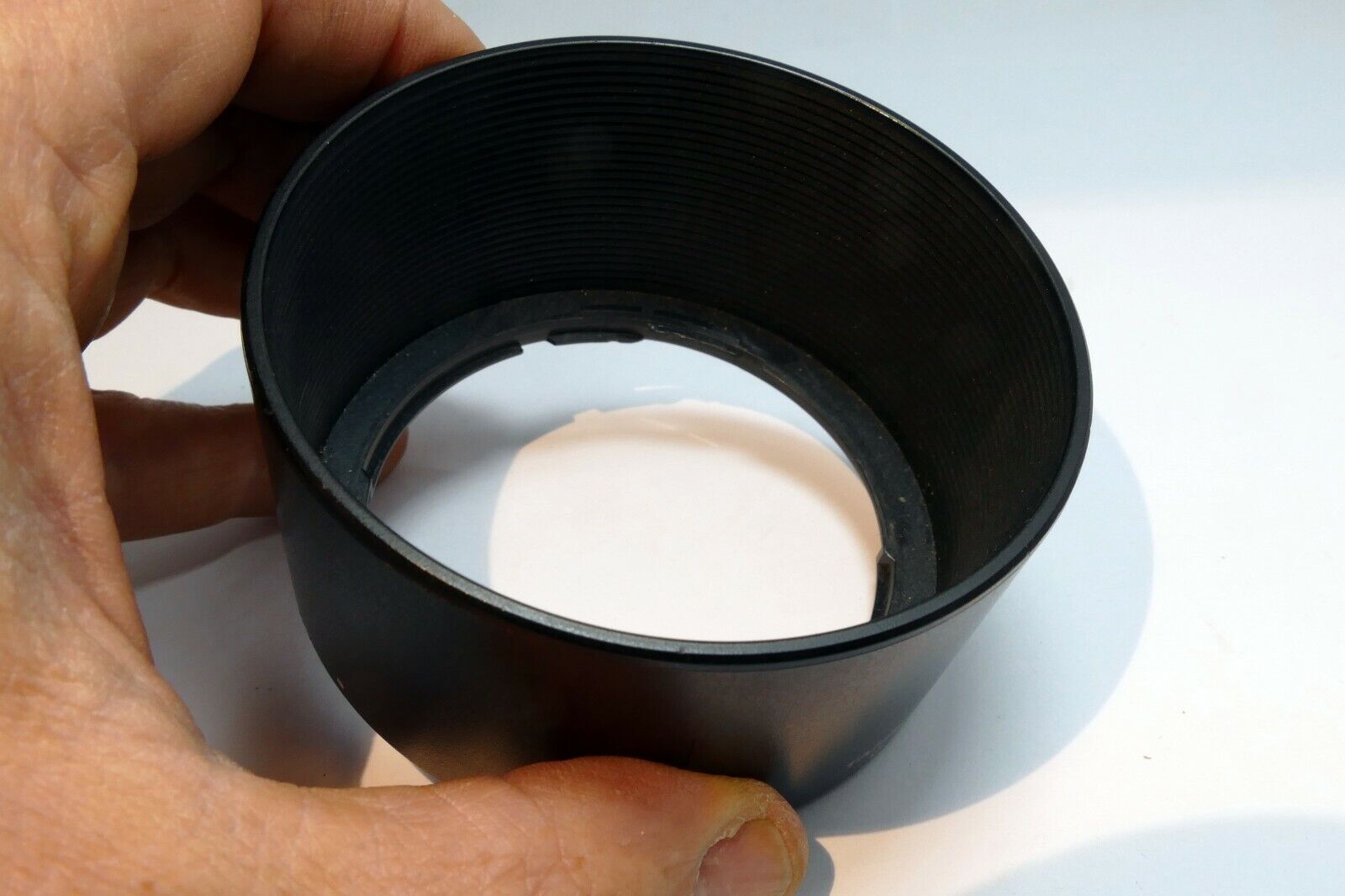 Tamron DA17 Lens Hood Shade For 70-300mm F4-4.5 DI LD (62mm rim) - Original OEM