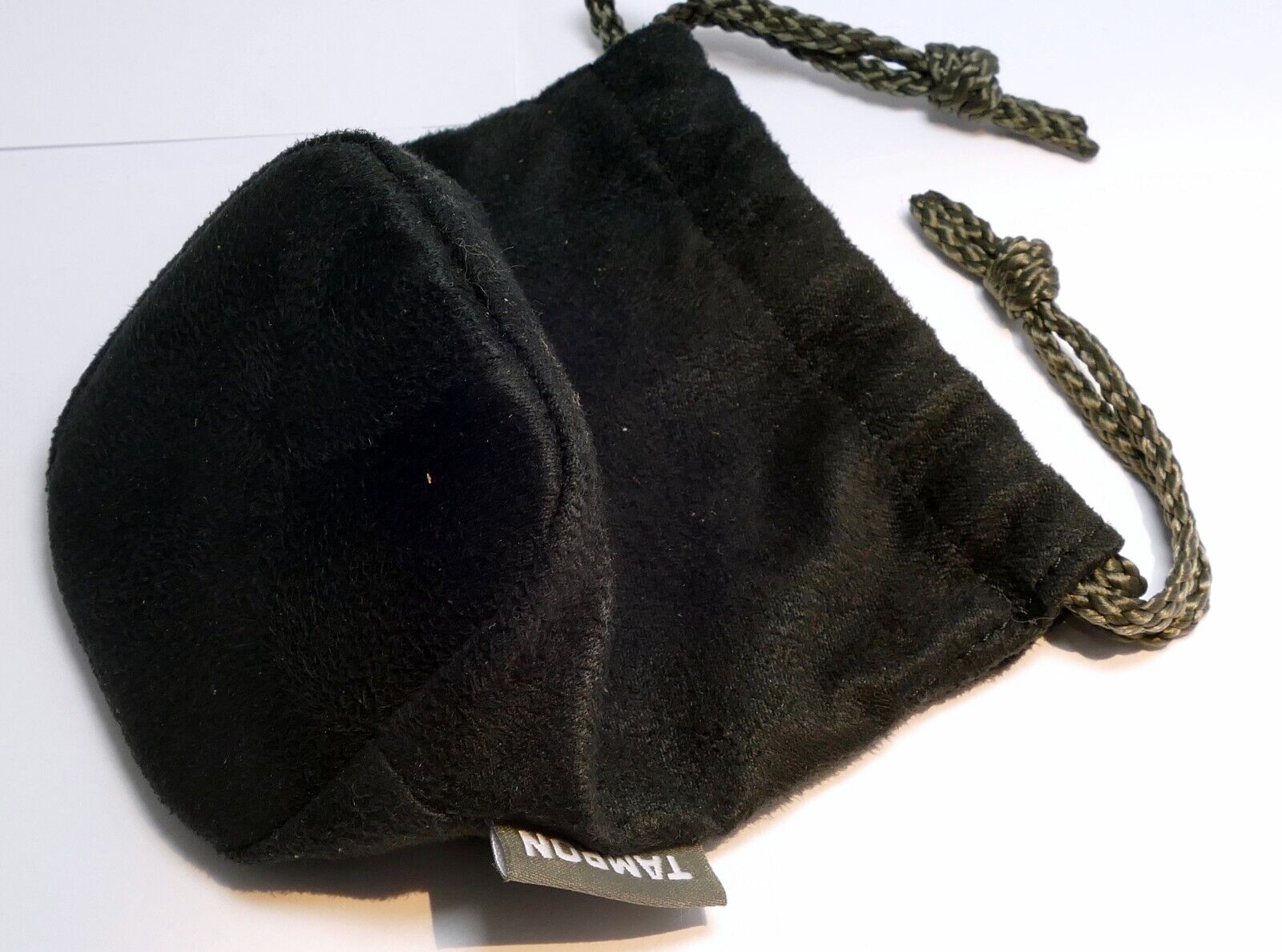 Tamron LP-0712 Lens Soft Pouch Case for  20mm 24mm 35mm f2.8 Di OSD