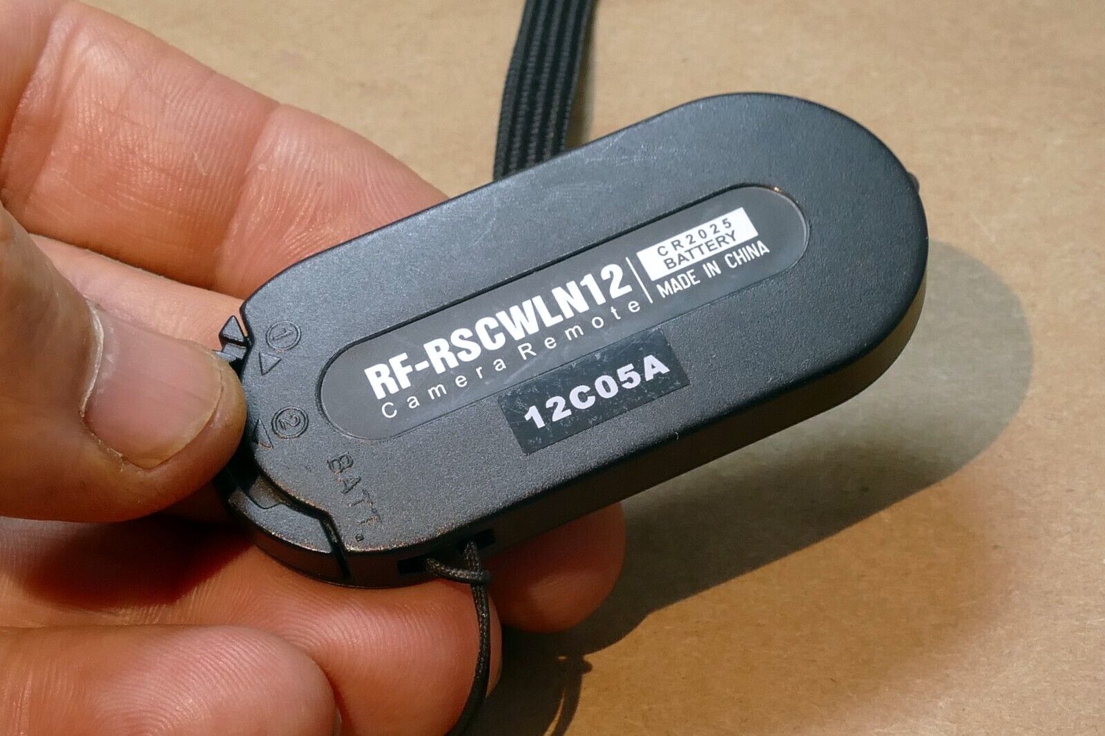 Rocketfish  RF-RSCWLN12 wireless Remote for Nikon SLR Cameras