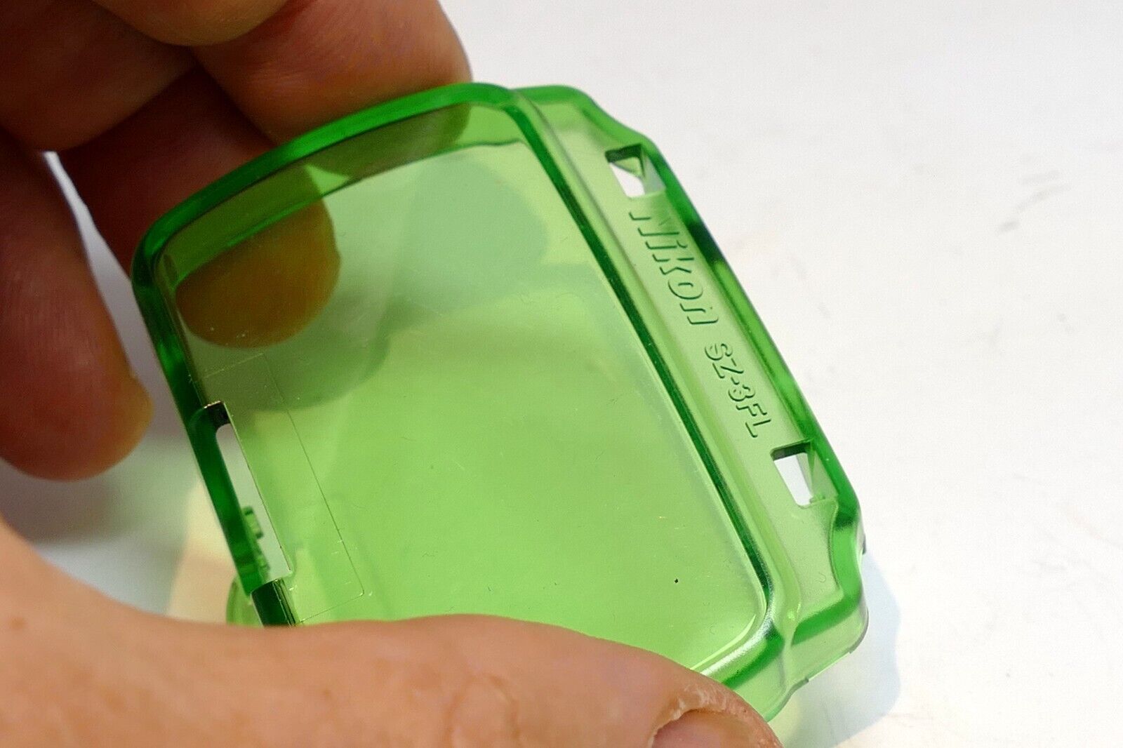 Nikon SZ-3FL Fluorescent green color Filter for SB700 Speedlight Flash