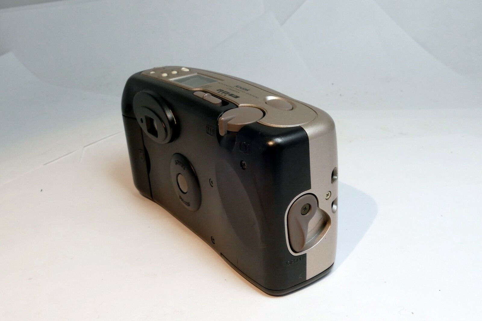 Kodak Advantix F600 Zoom APS SLR Film - for parts or repair  AS IS
