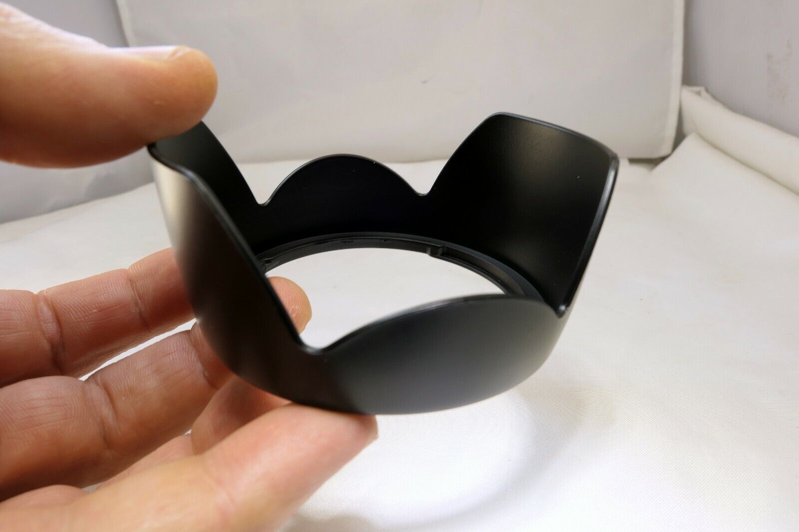 Aftermarket EW-63 II Lens Hood Shade for 28mm F1.8 EF 28-105mm F3.5-4.5 II