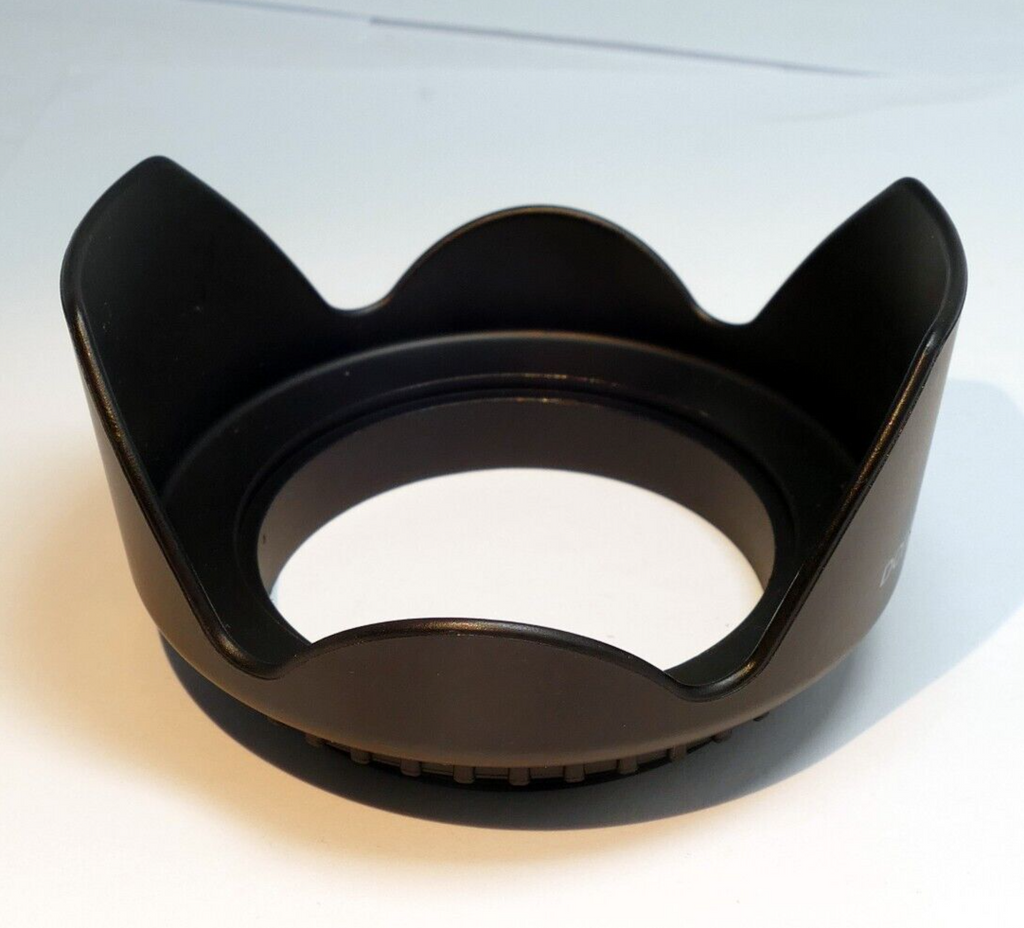 58mm Petal Lens hood shade threaded screw in for 18-55mm IS