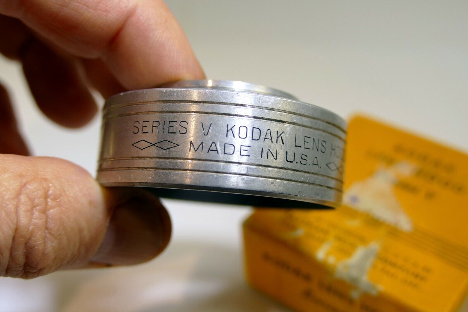 Kodak 34mm Metal Lens Hood screw in type for series 5 V adapter 33.3mm OD
