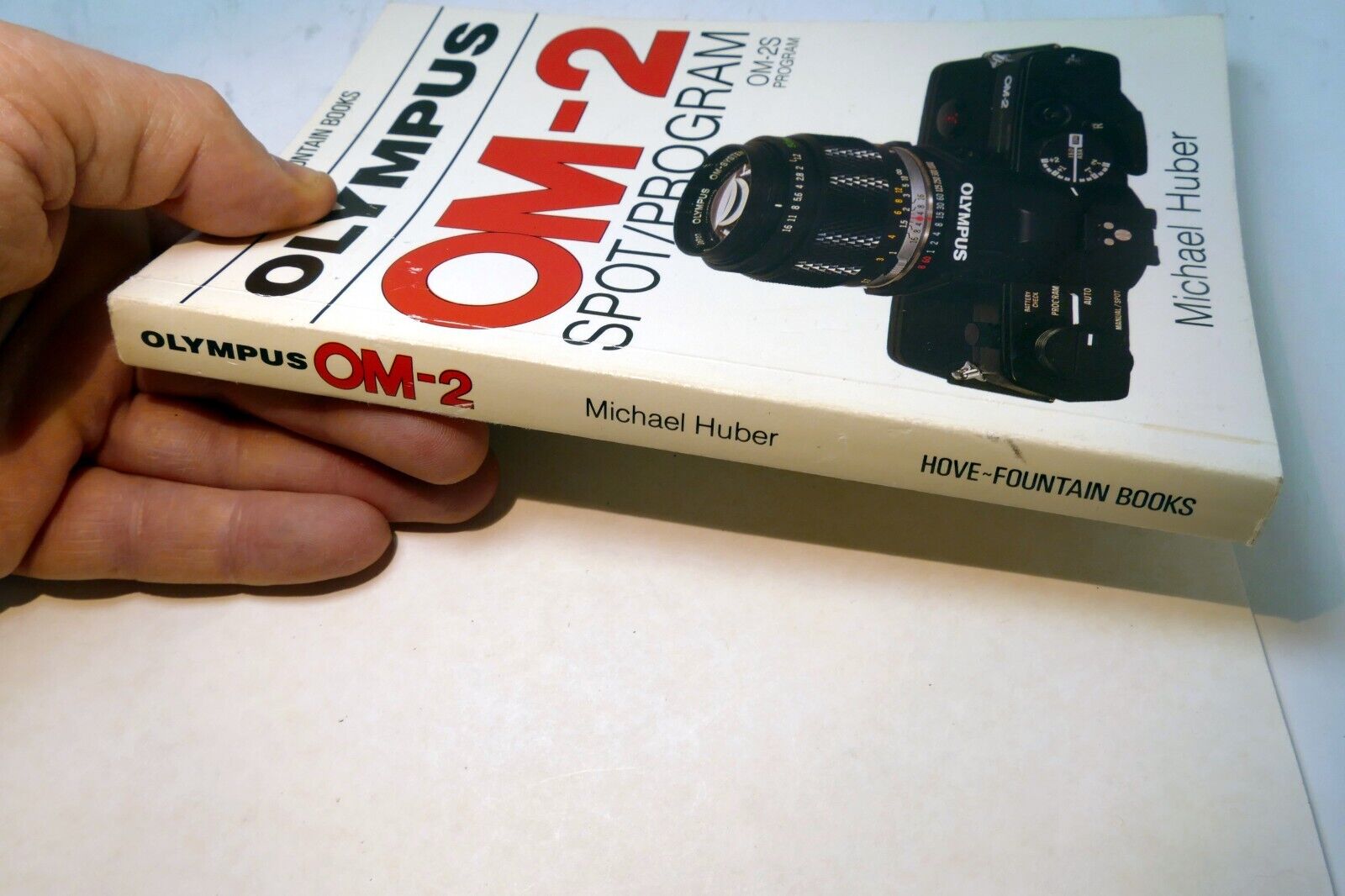 Olympus OM-2 2s Camera Guide by Michael Huber Paperback instruction EN English