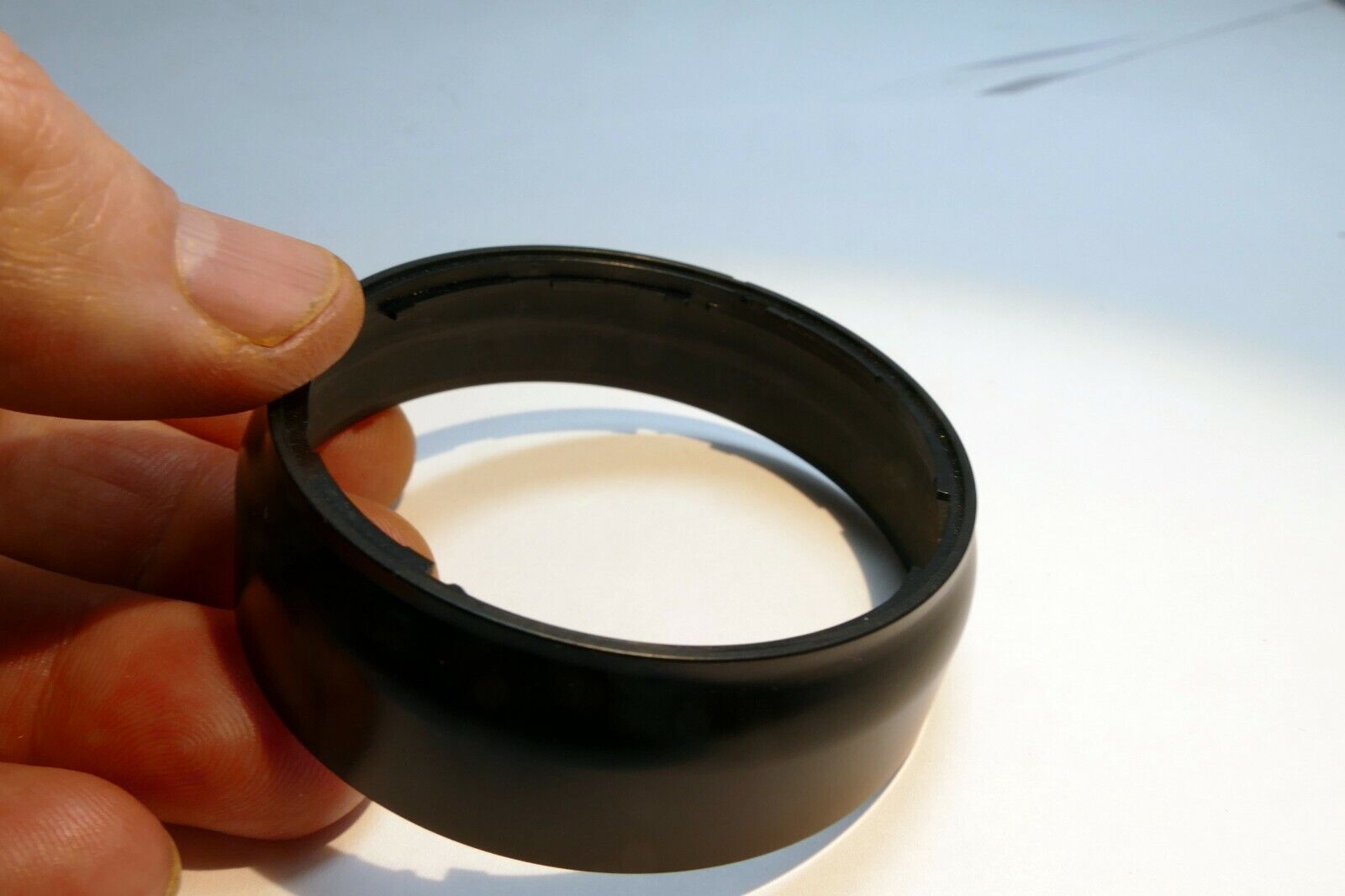 57.5mm ID Lens Hood Shade twist on type (unknown model)